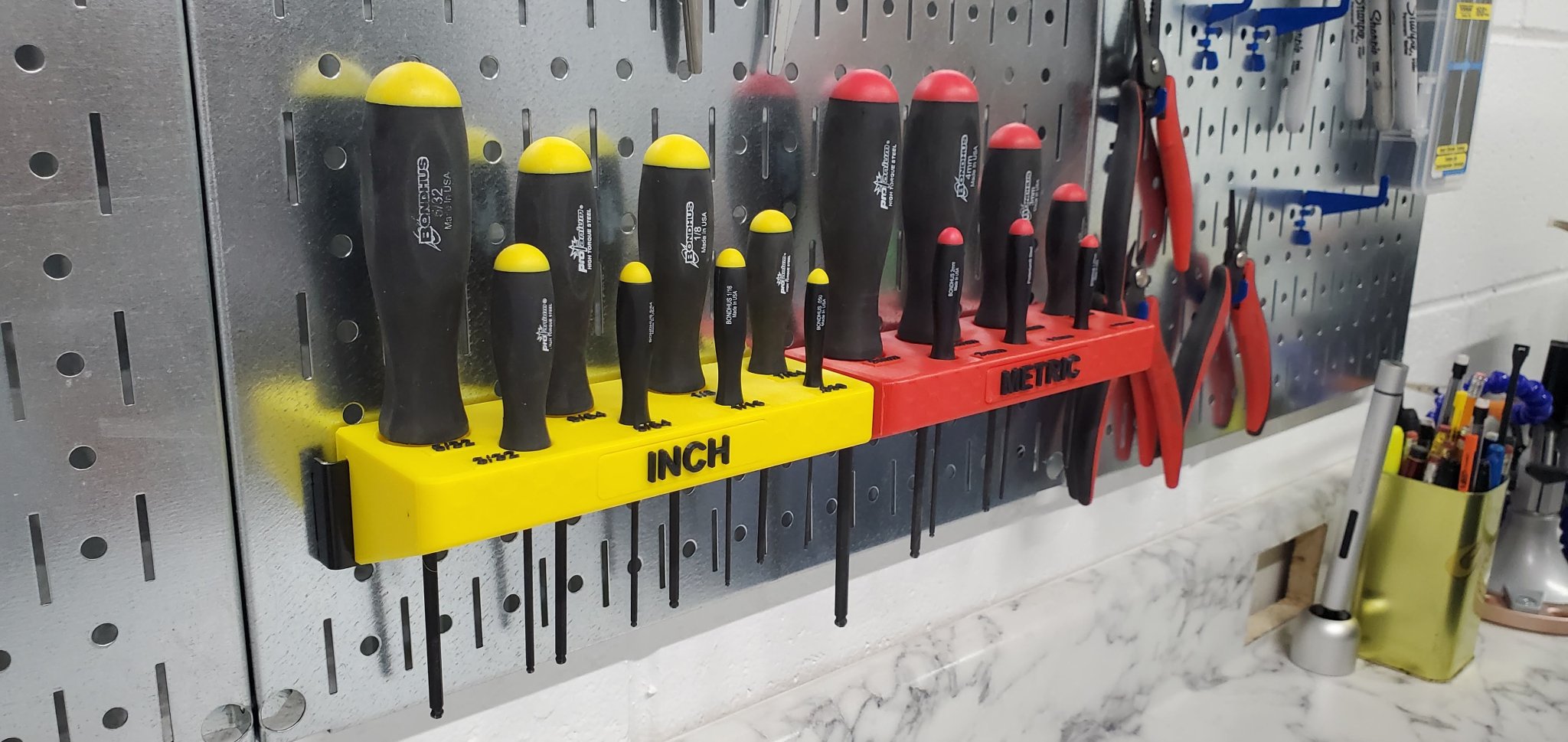 Kệ Treo Mấy Cây Lục Giác Wall Control