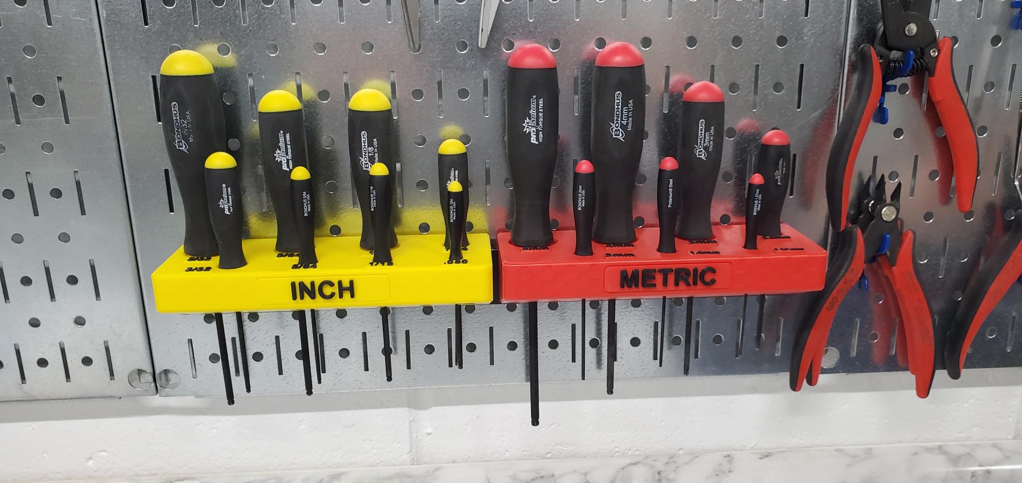 Kệ Treo Mấy Cây Lục Giác Wall Control