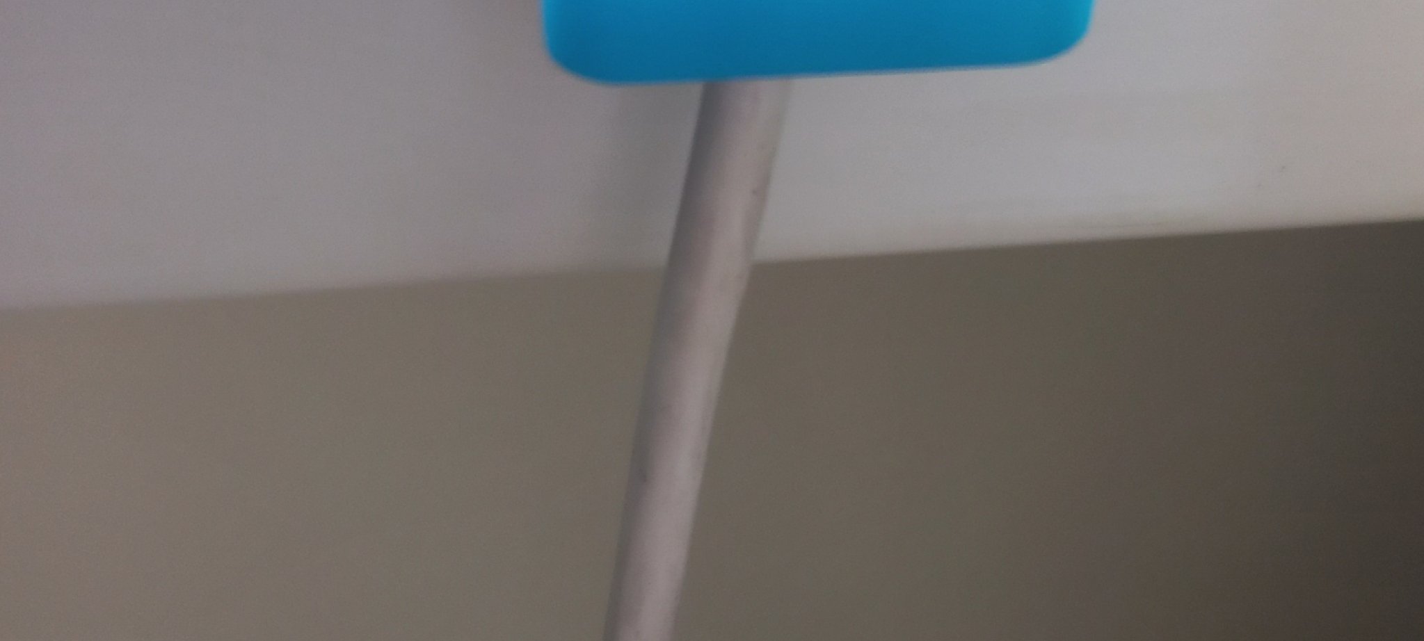 Giá đỡ cáp tiện lợi cho không gian làm việc