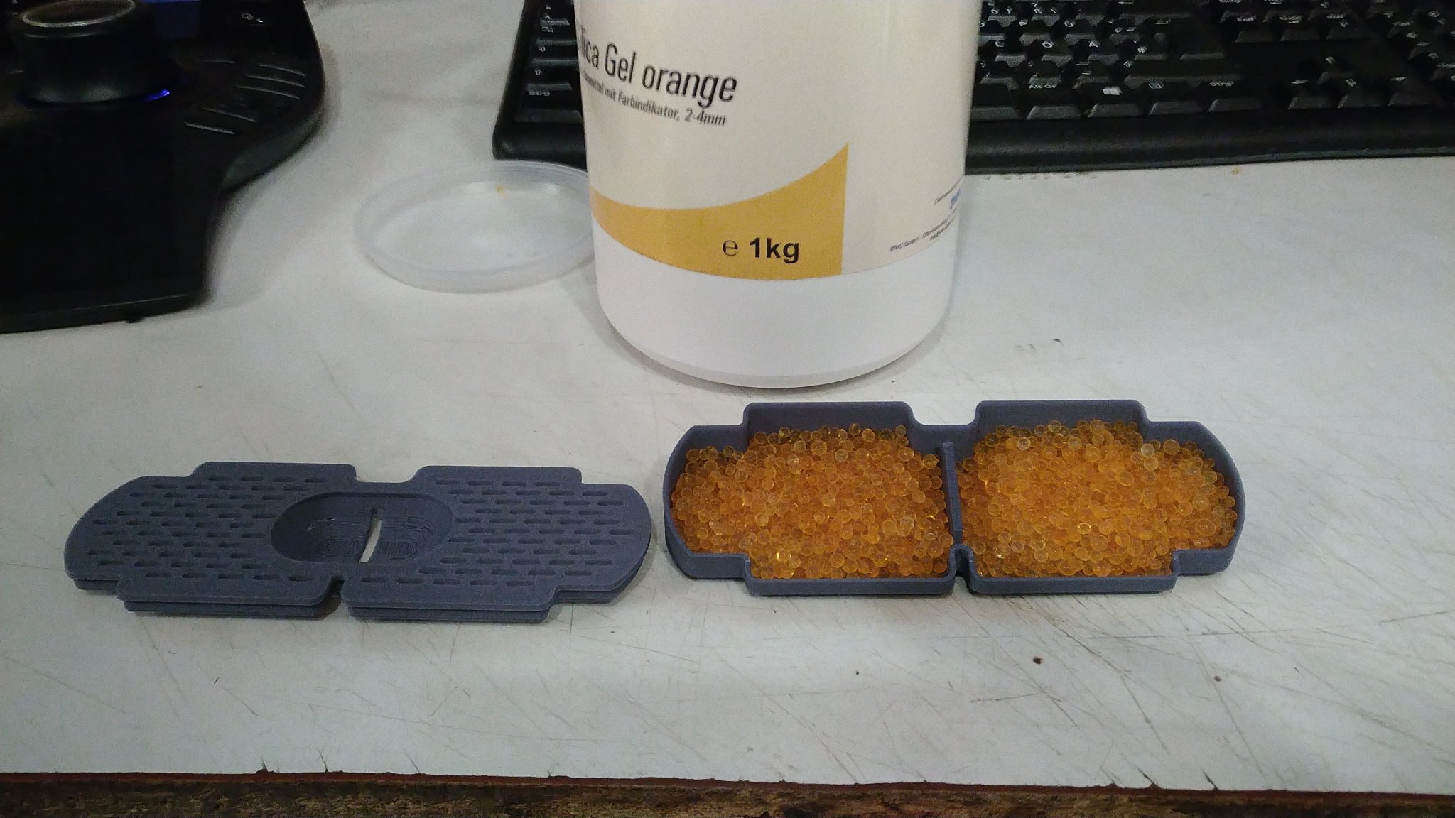 Khay chứa silicagel có thể thay thế cho AMS Bambu Lab