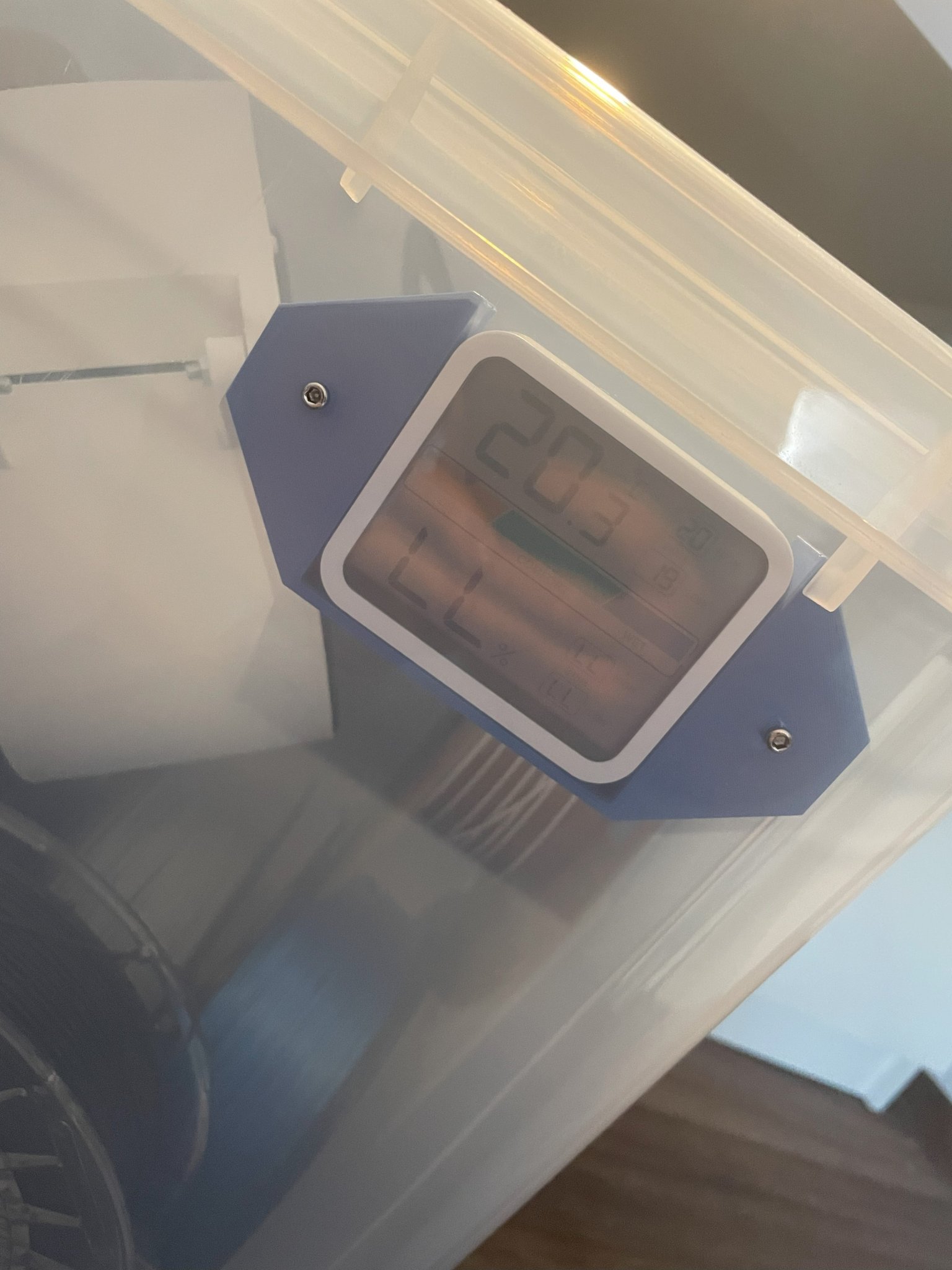 Giá đỡ cho đồng hồ đo độ ẩm Liorque