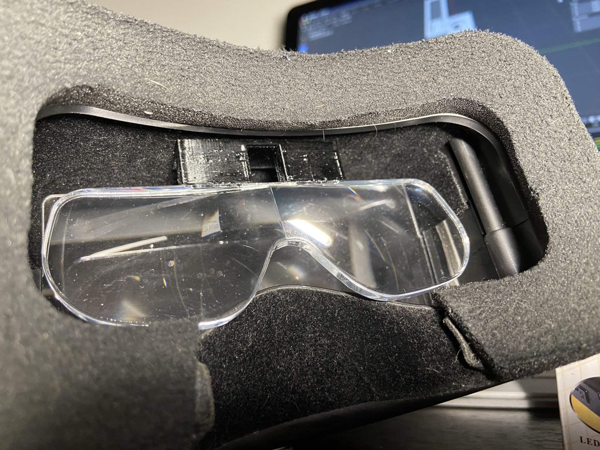 Giá đỡ kính cho Eachine VR D2 Pro nâng cao tầm nhìn