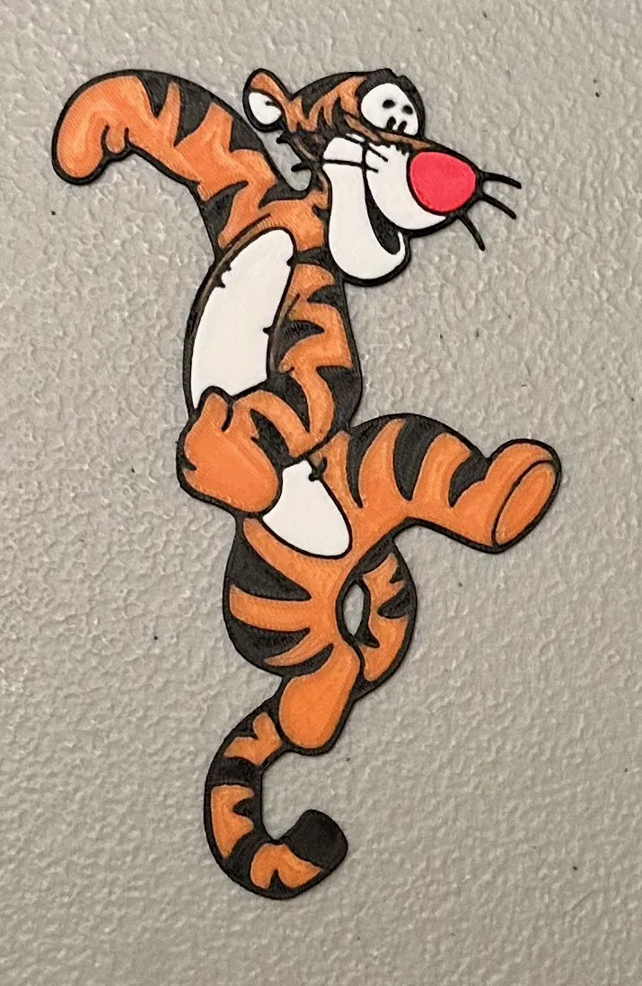 Nam châm Tigger đa màu sắc 4 màu