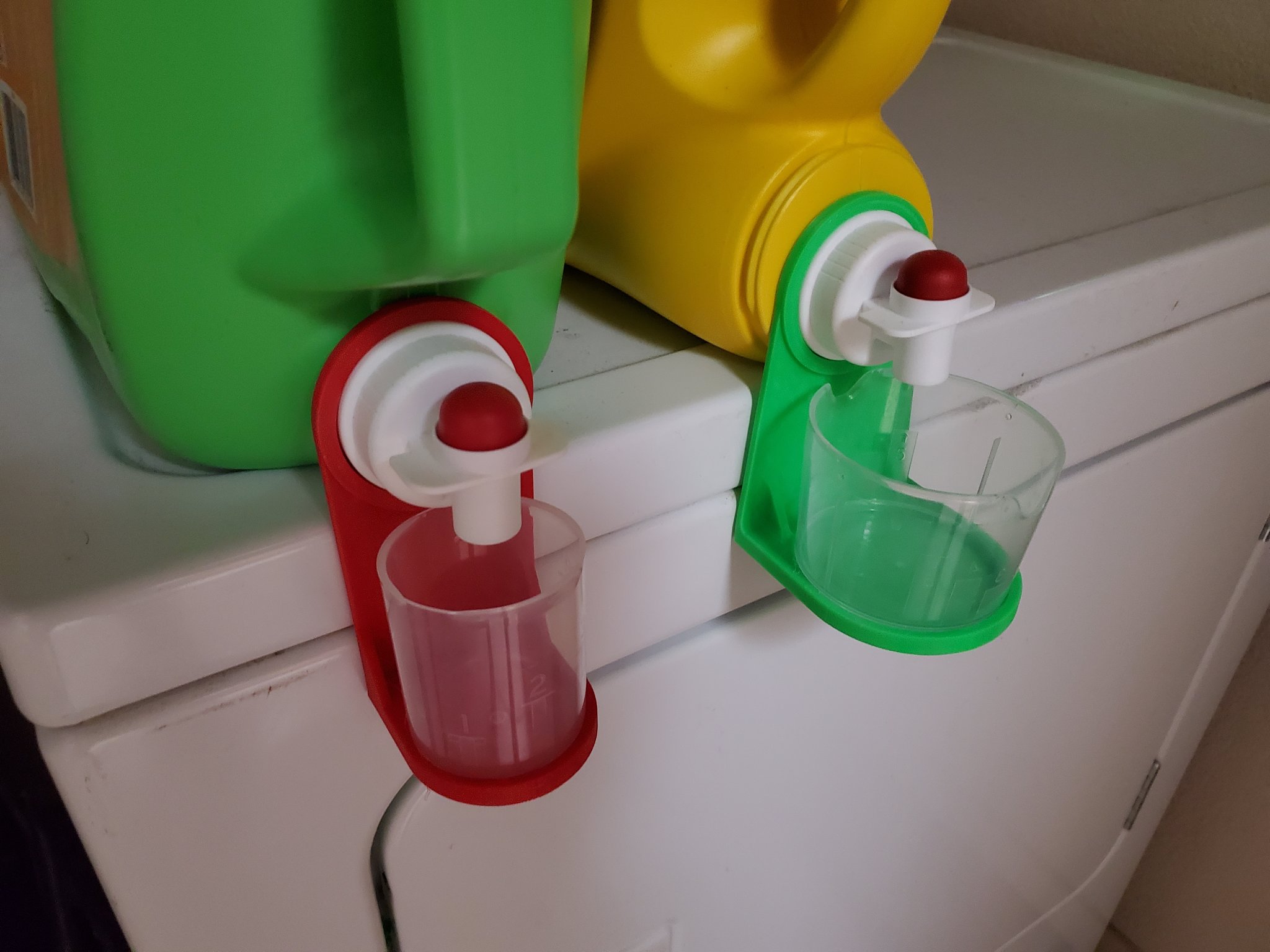 Giá đỡ cốc cho bột giặt thương hiệu Great Value