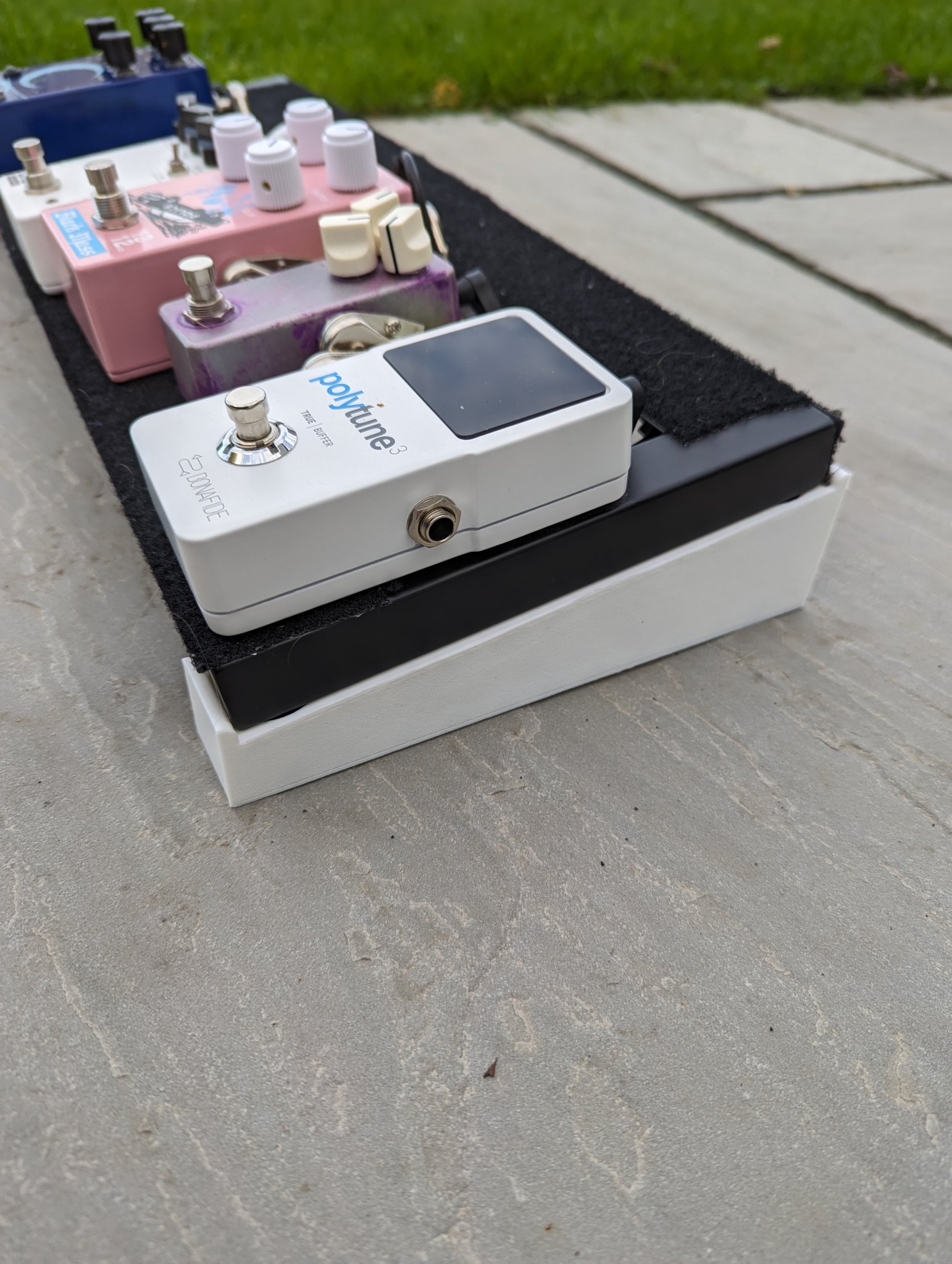 Giá đỡ Pedaltrain Metro 20 với hai chân nâng cao