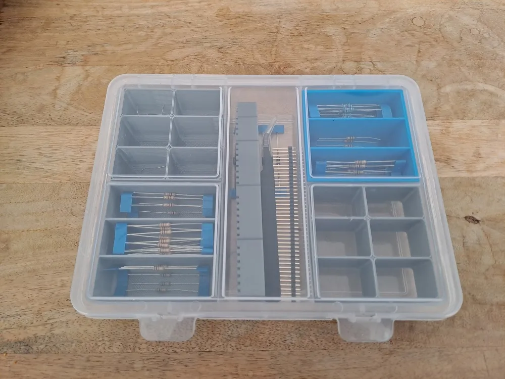 Ngăn chứa đa dạng cho hộp Action