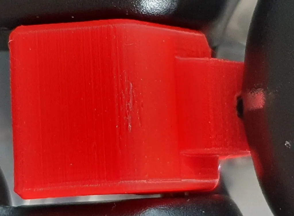 Sửa nút chốt mui xe Mazda MX-5 Miata với vít điều chỉnh