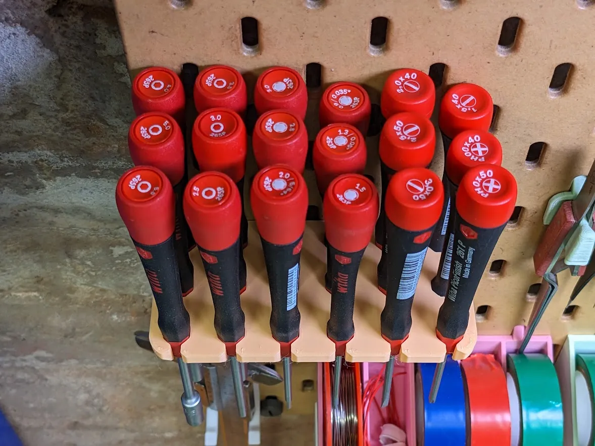 Giá đỡ tua vít Wiha Picofinish cho hệ thống bảng treo Skadis