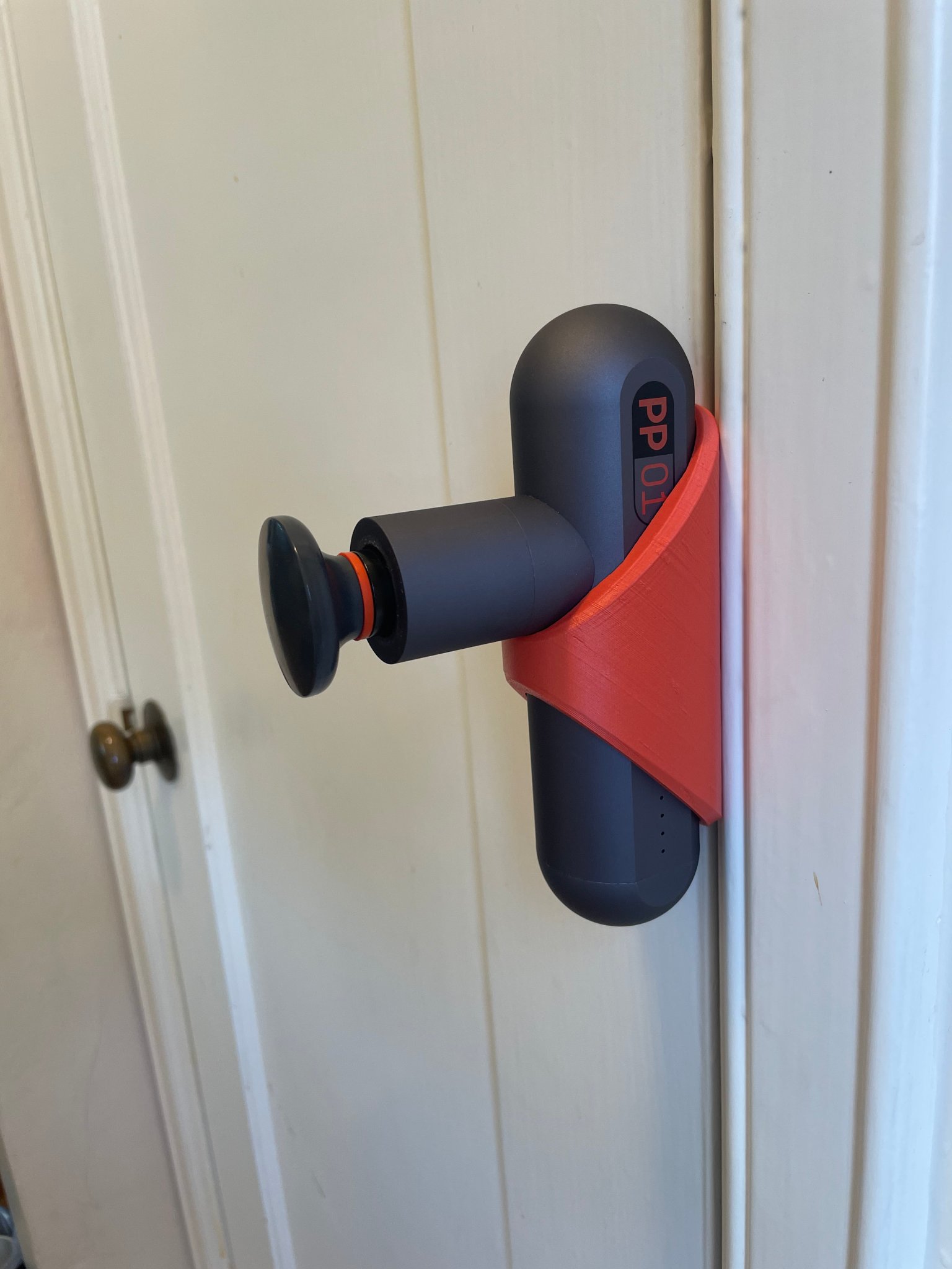 Giá đỡ cửa cho súng massage - Sharper Image PP01