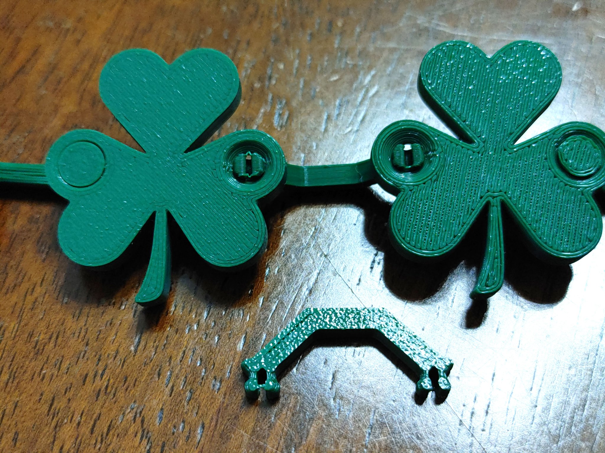 Dải dây trang trí cỏ 4 lá cho Ngày Thánh Patrick