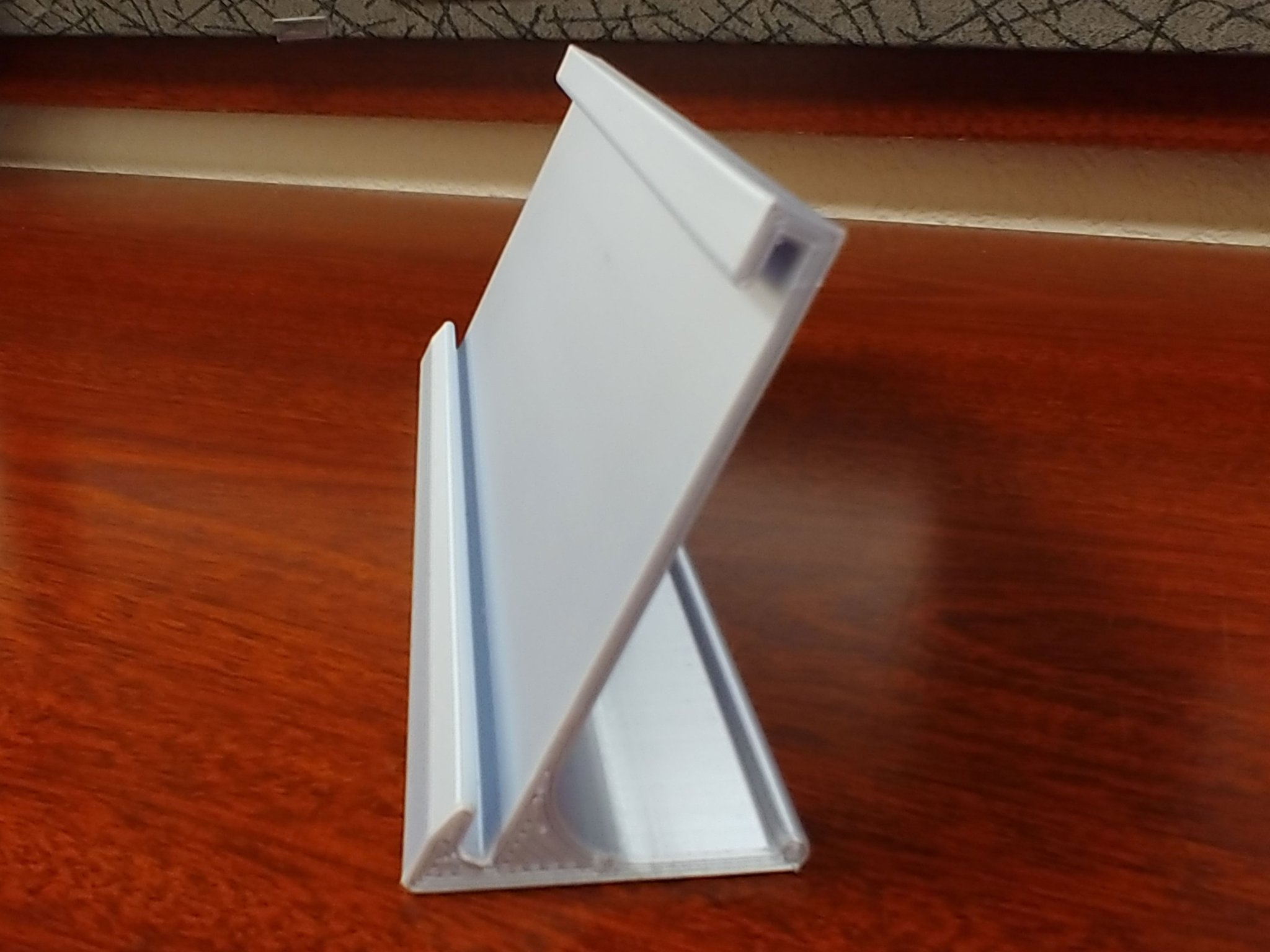 Bảng tên để bàn đơn giản và khung bảng tên trống