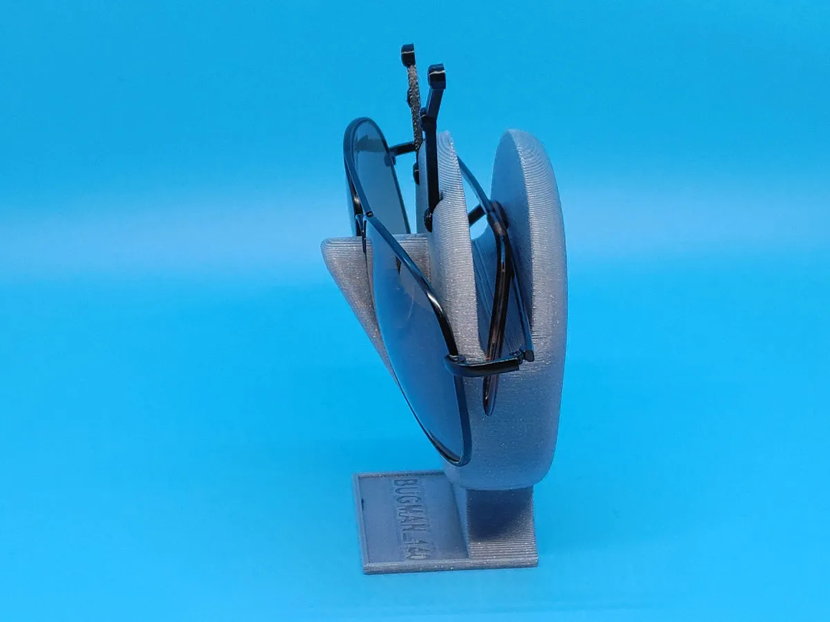Giá đỡ kính Bugman_140 in 3D cho sinh nhật