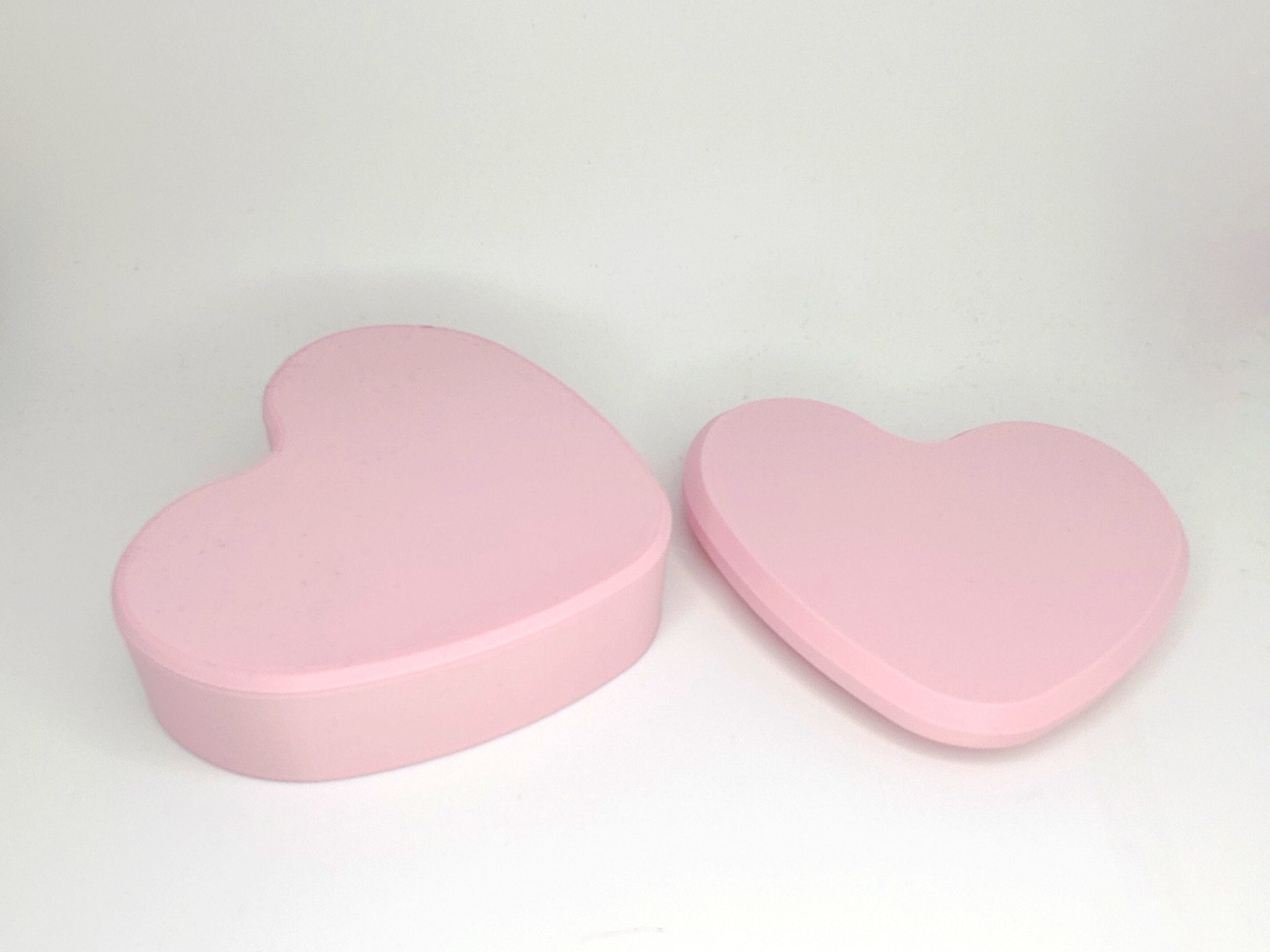 Hộp kẹo hình trái tim "Be Mine" cho ngày Valentine