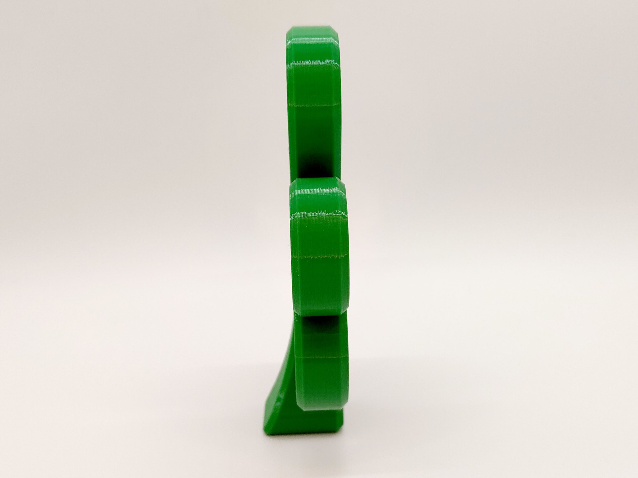 Trang trí cỏ ba lá xoáy cho ngày Thánh Patrick