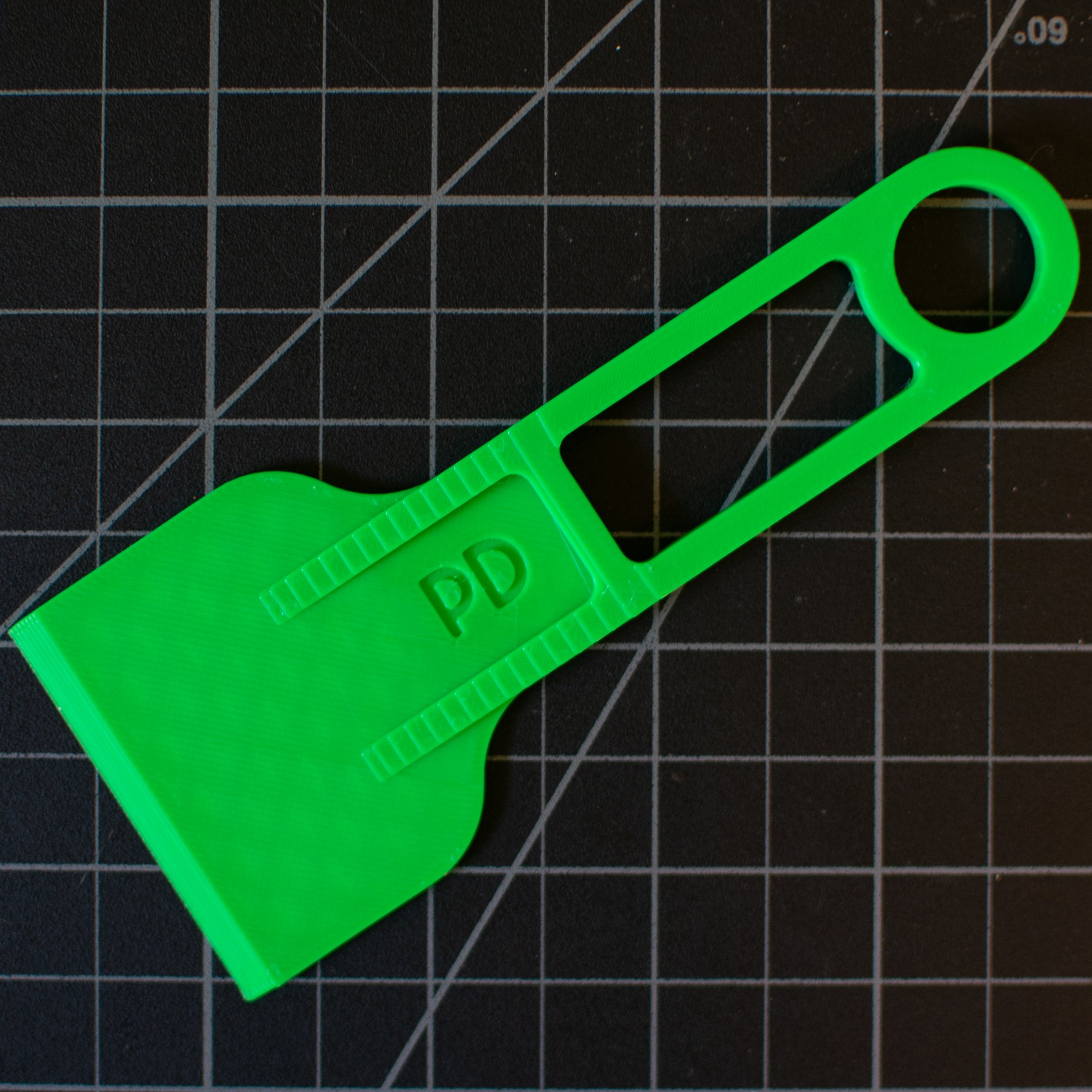 Dao trét đơn giản PD_putty cho công việc sửa chữa tại nhà