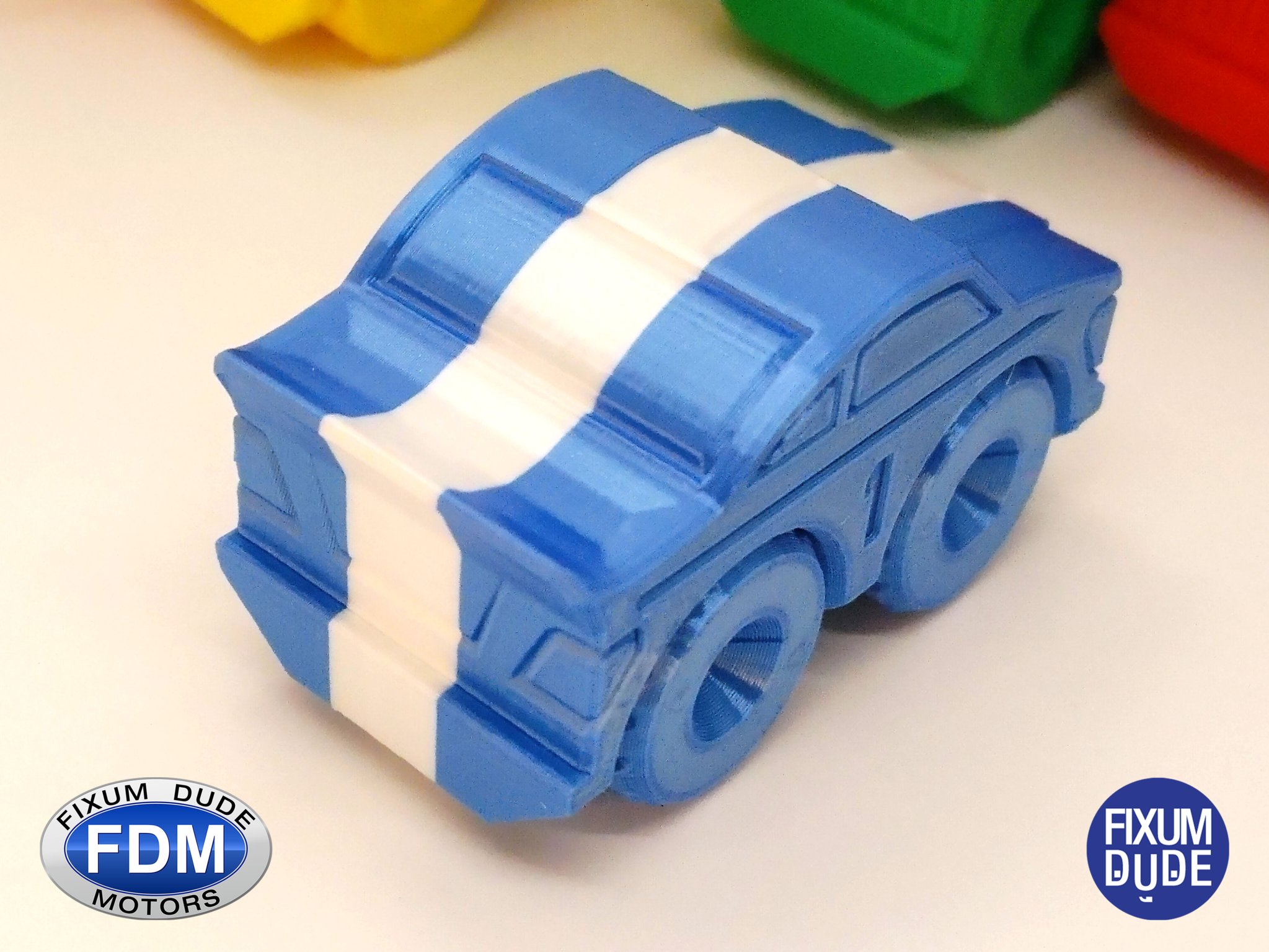 Xe đua in tại chỗ Fixum Dude Motors với bánh xe xoay