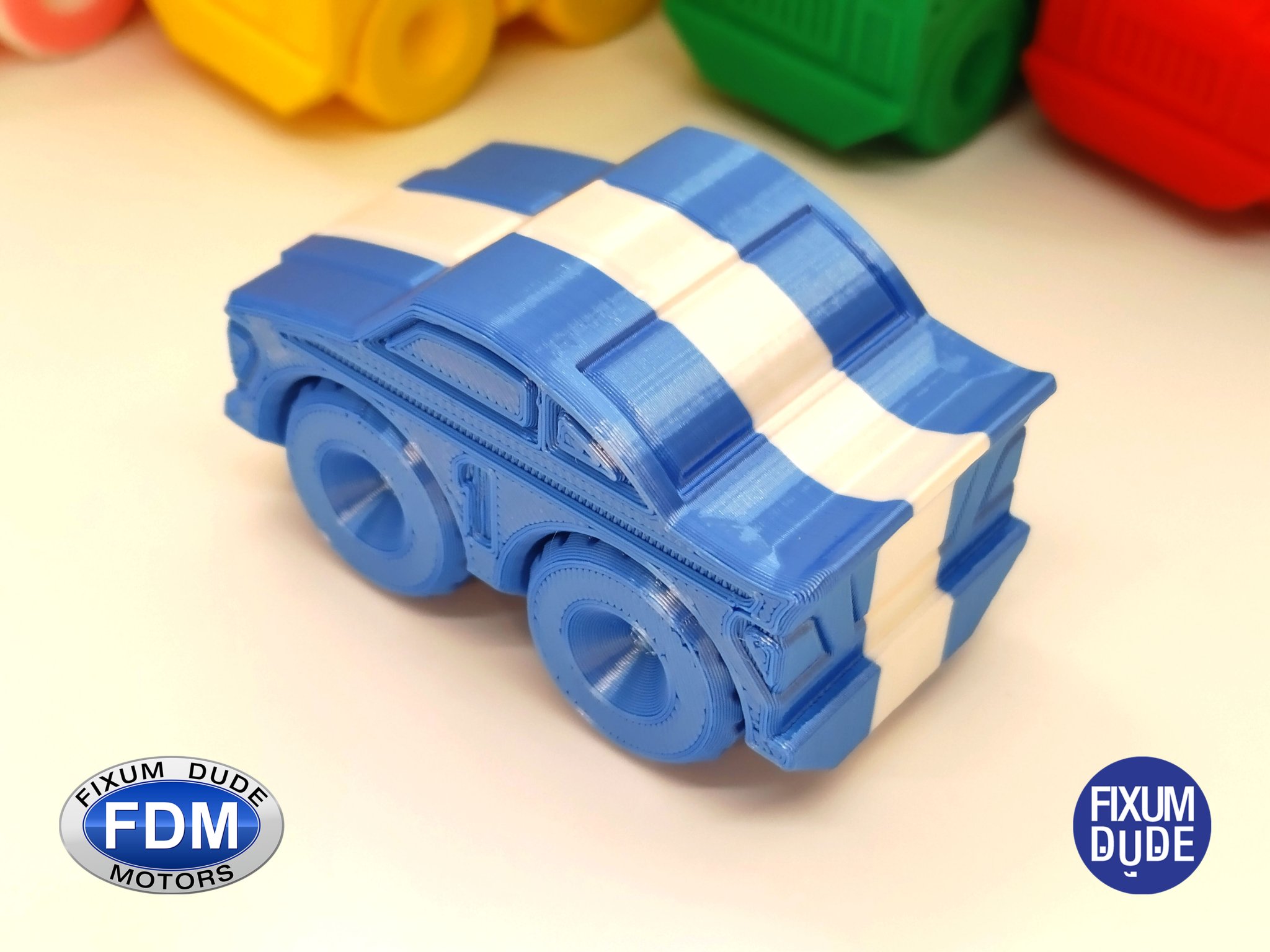 Xe đua in tại chỗ Fixum Dude Motors với bánh xe xoay