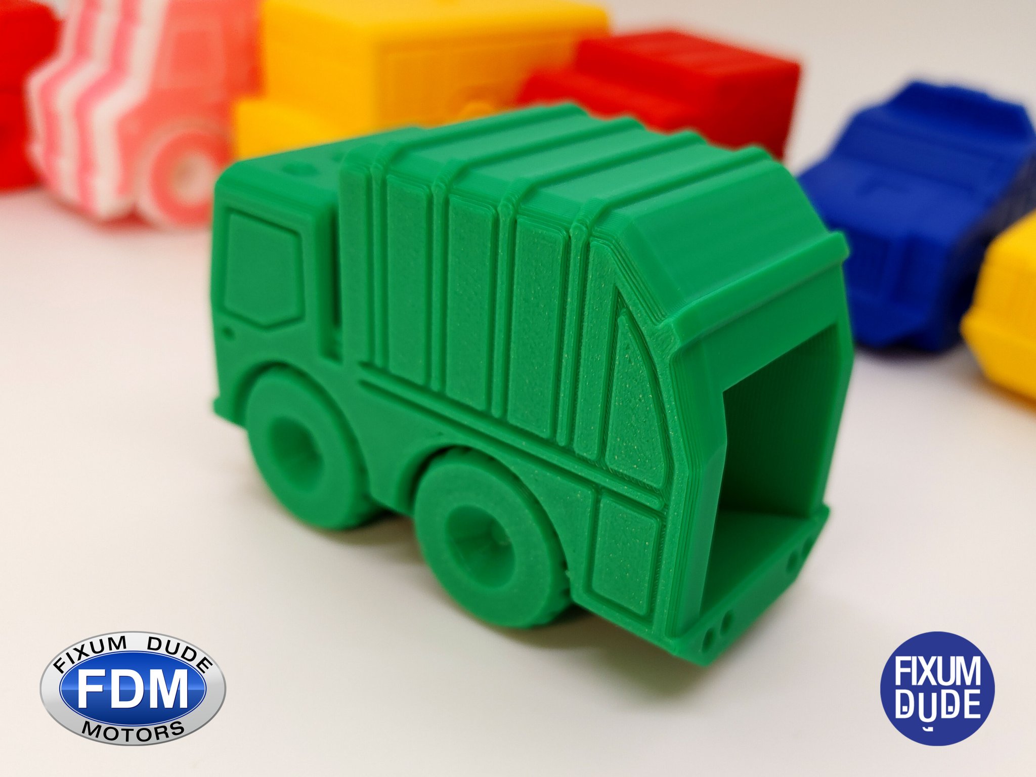 Xe rác in sẵn Fixum Dude Motors với bánh xe xoay