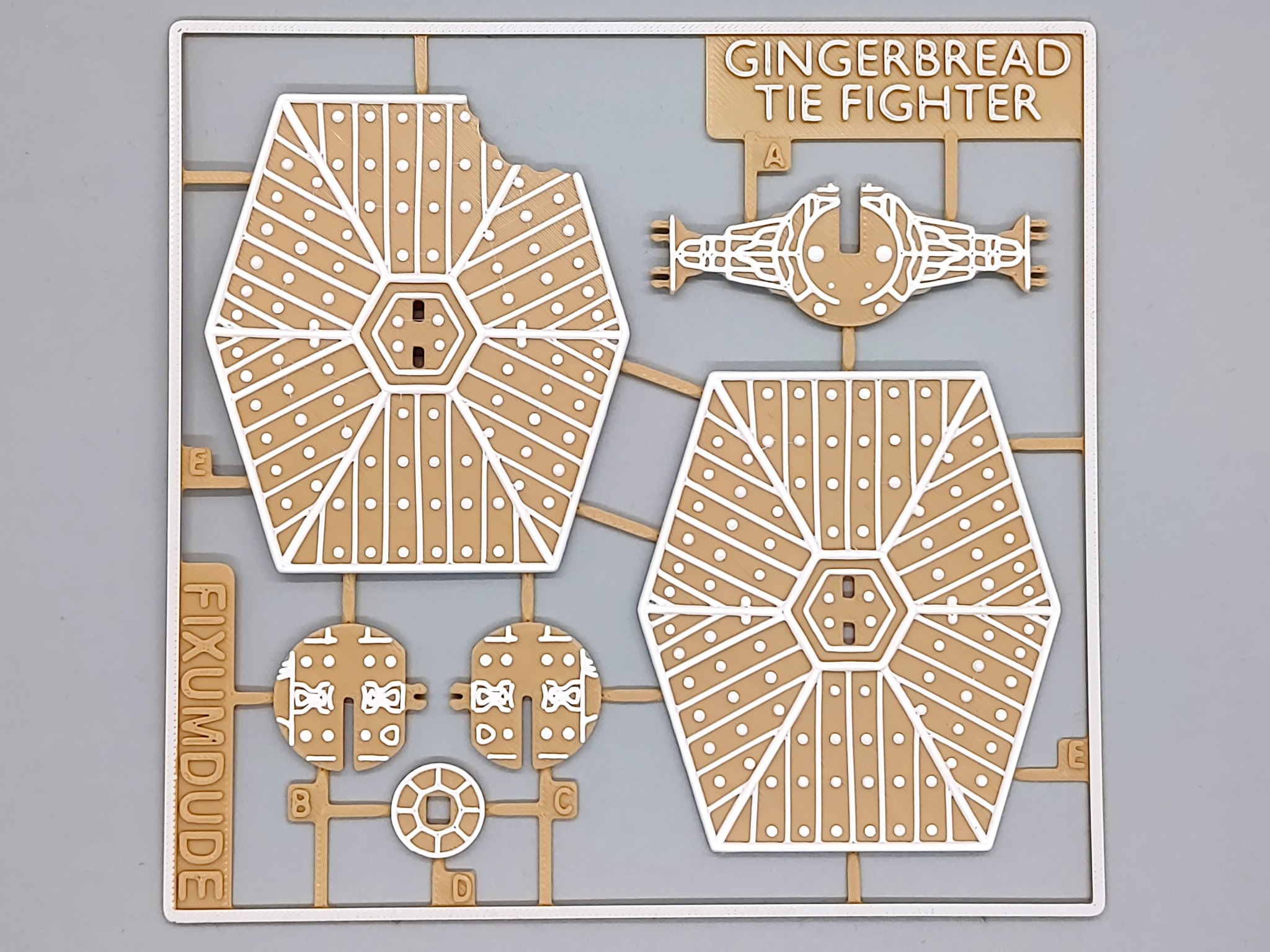 Bộ thẻ TIE Fighter bánh gừng Star Wars