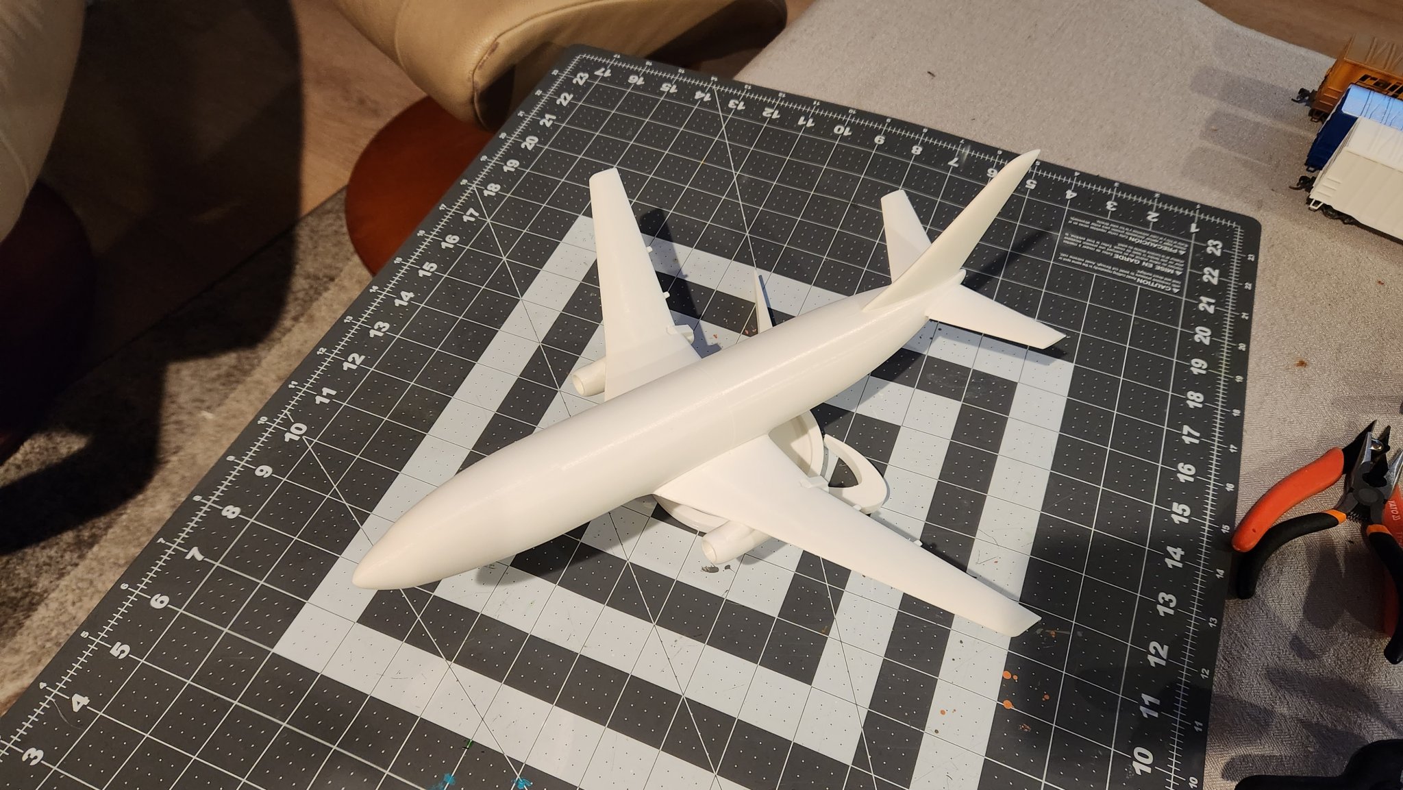 Mô hình máy bay Boeing 737-200 tỷ lệ 1:87