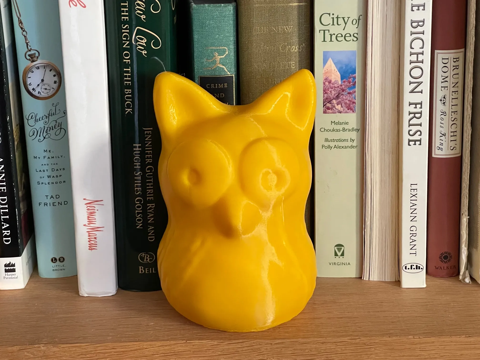 Cú vàng may mắn làm từ đất sét thời tiểu học