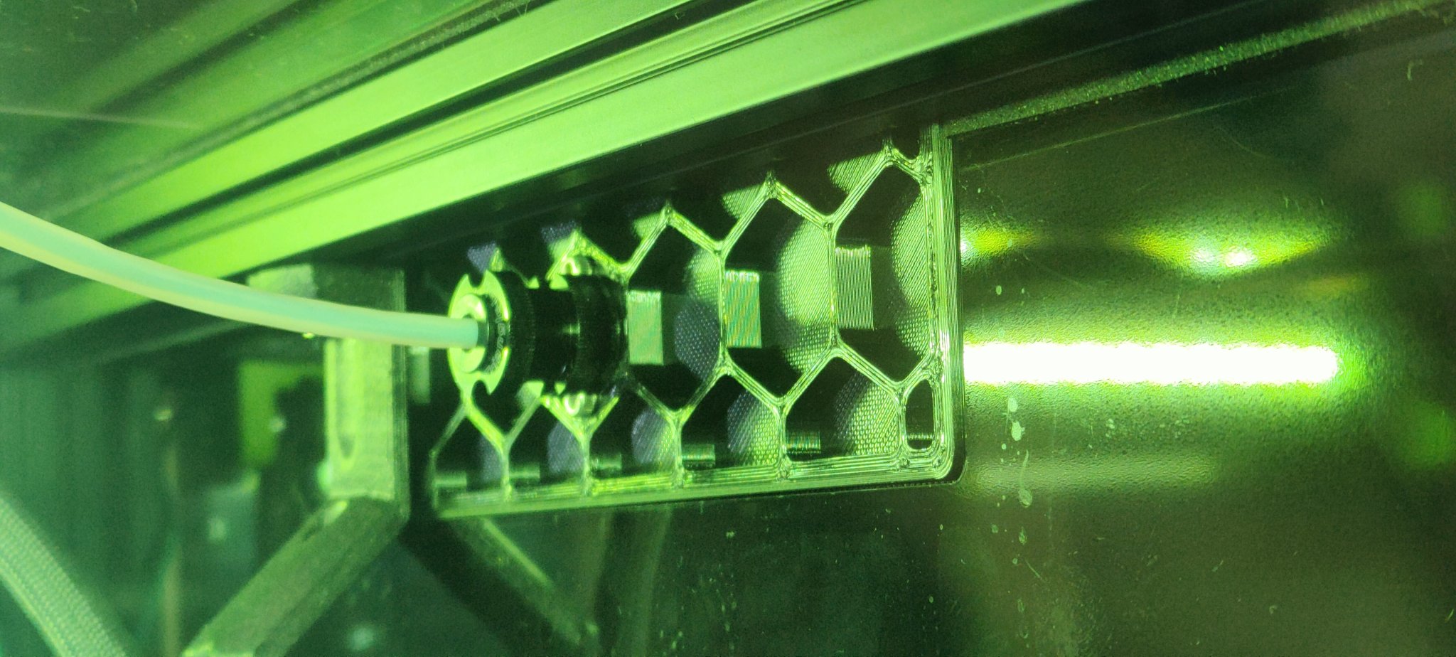 Nắp che ống xả Voron 2.4 sử dụng phần thừa Rapido