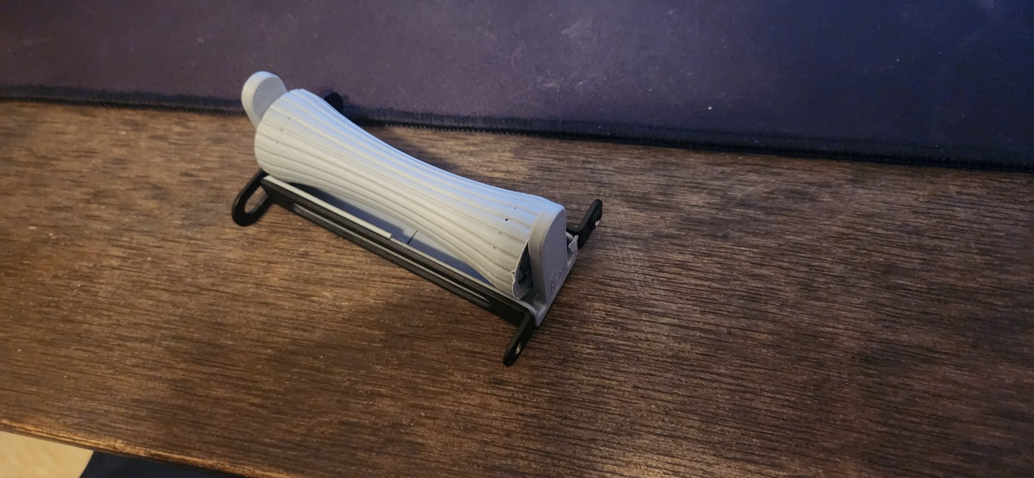 Giá đỡ cuộn tự định tâm cho máy cuộn Bambu Lab