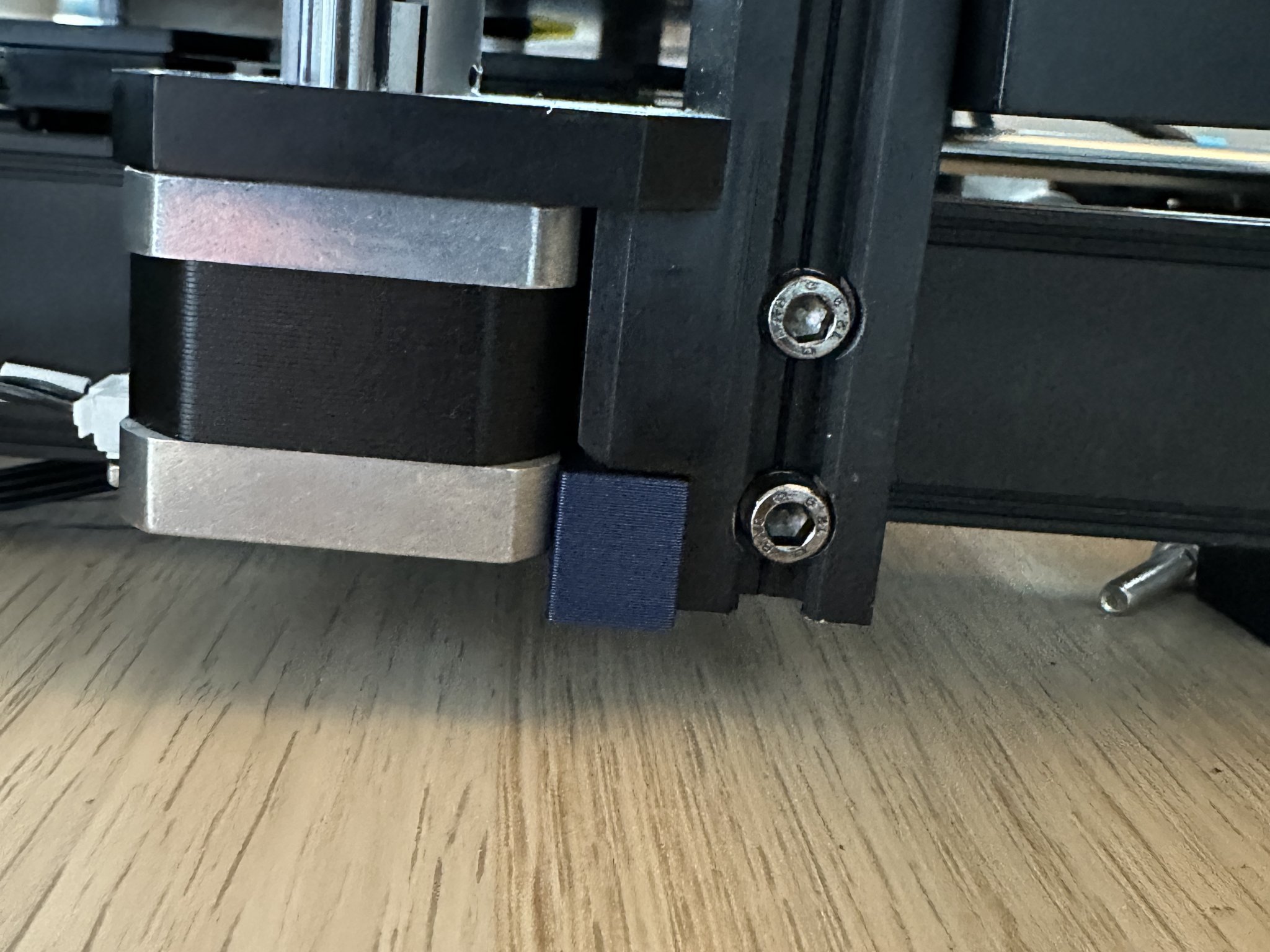 Bệ chặn góc Z-Axis cho động cơ SV06