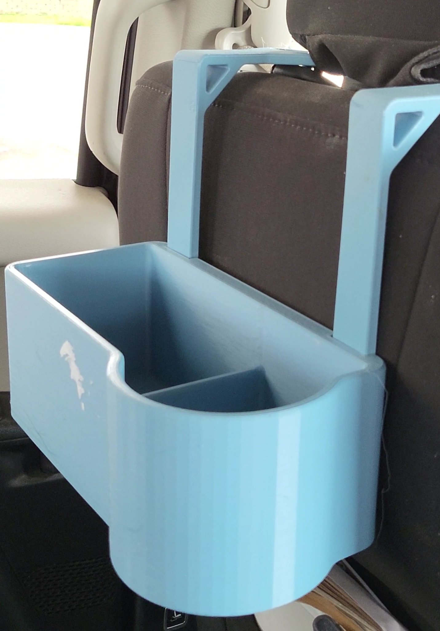 Giá đỡ cốc cho tựa đầu ghế ô tô