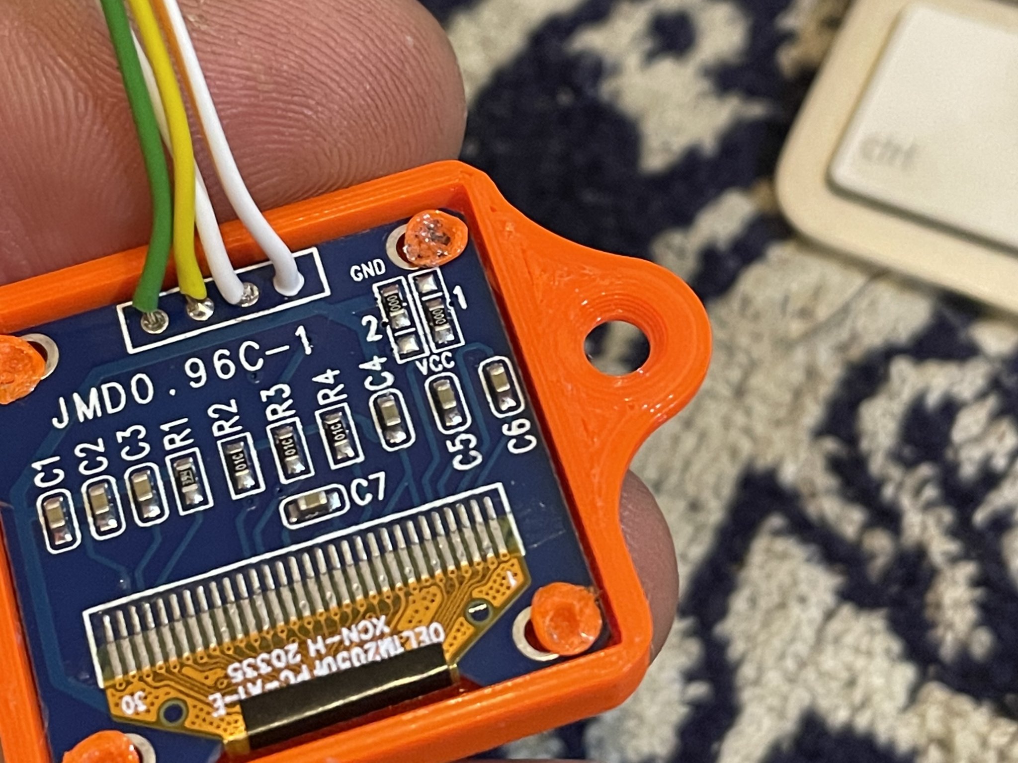 Vỏ bảo vệ màn hình OLED SSD1306 cho dự án điện tử