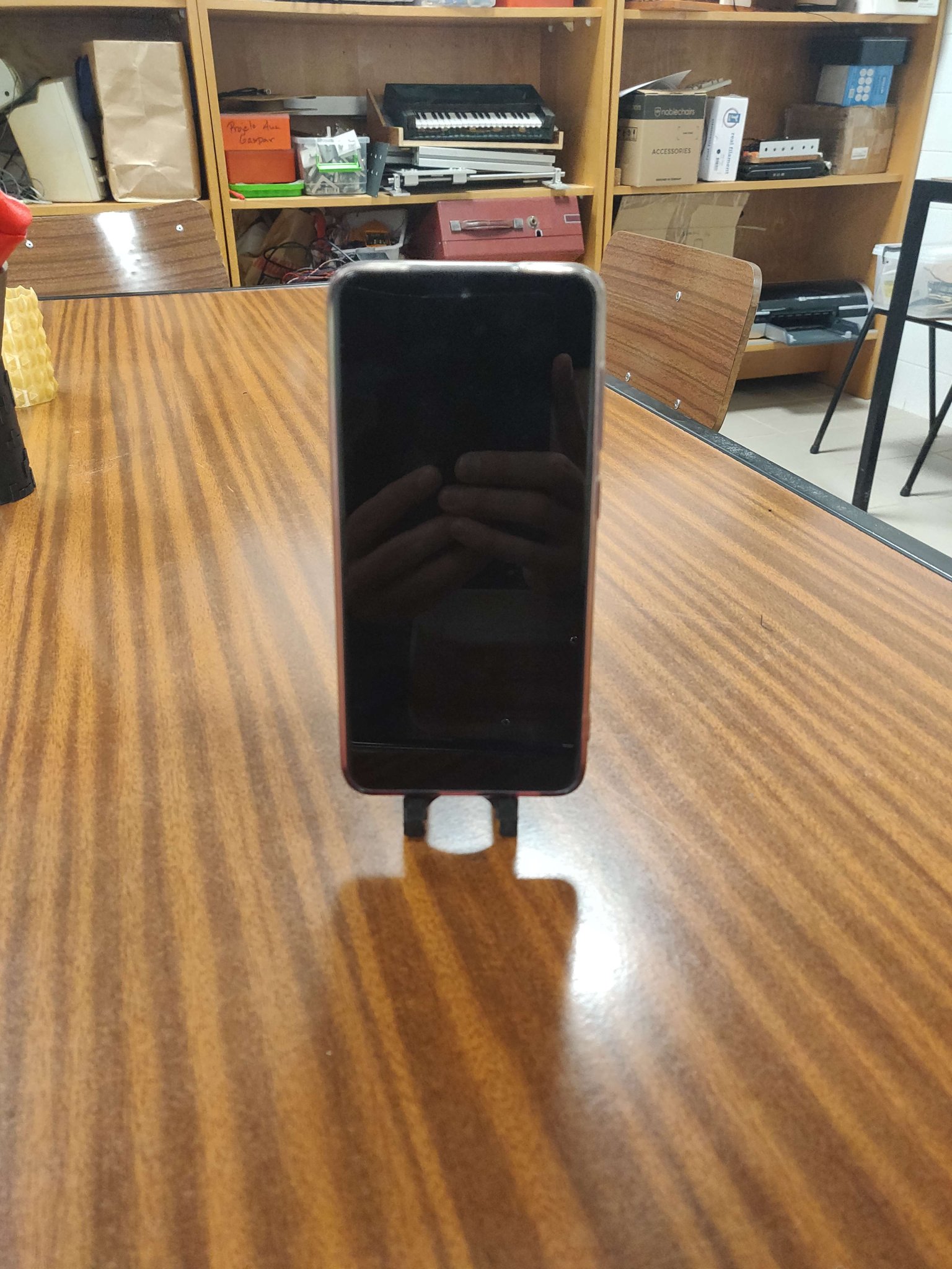 Giá đỡ smartphone nhỏ gọn bỏ túi hỗ trợ nhiều tư thế