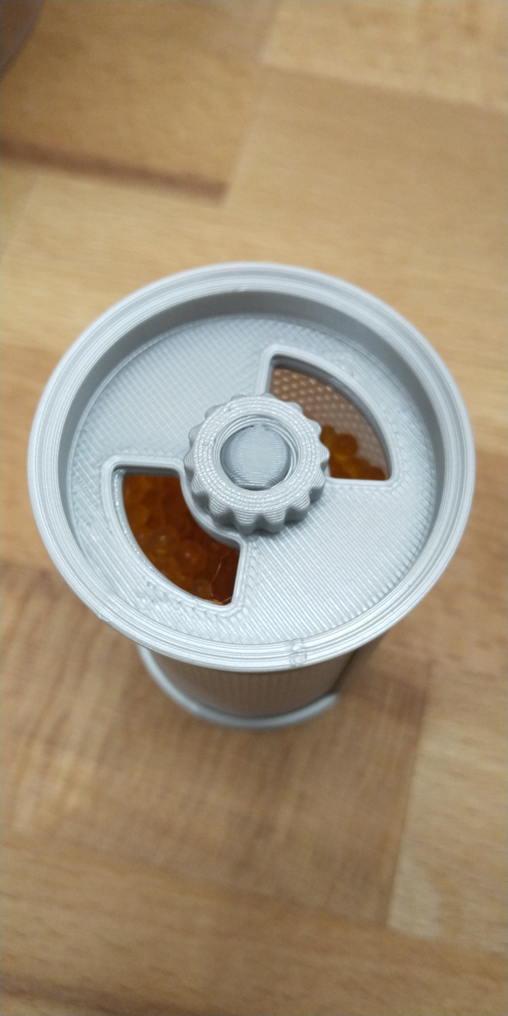 Hộp chứa silica có nắp đậy và có thể xếp chồng