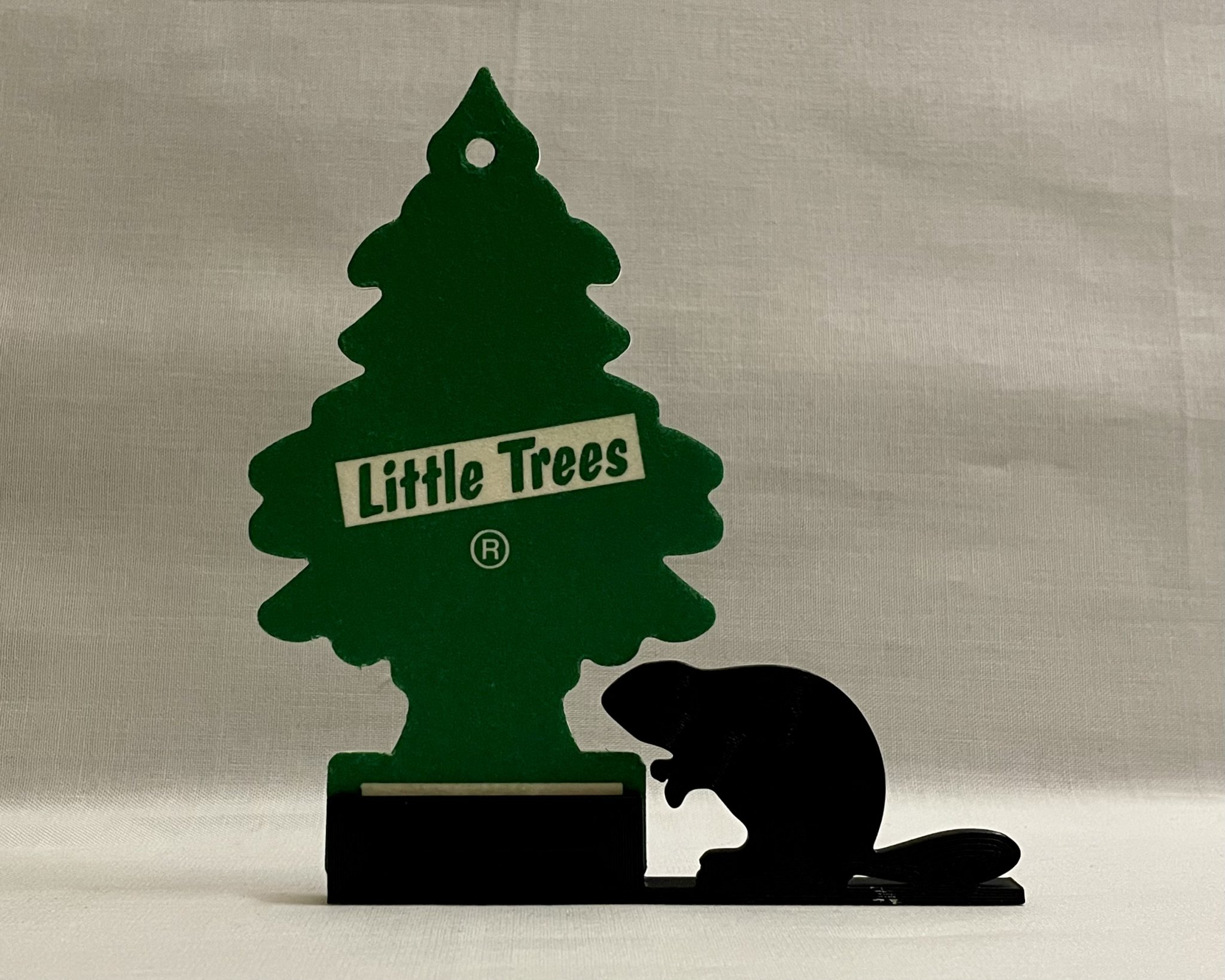 Giá đỡ tinh dầu Little Tree hình con hải ly