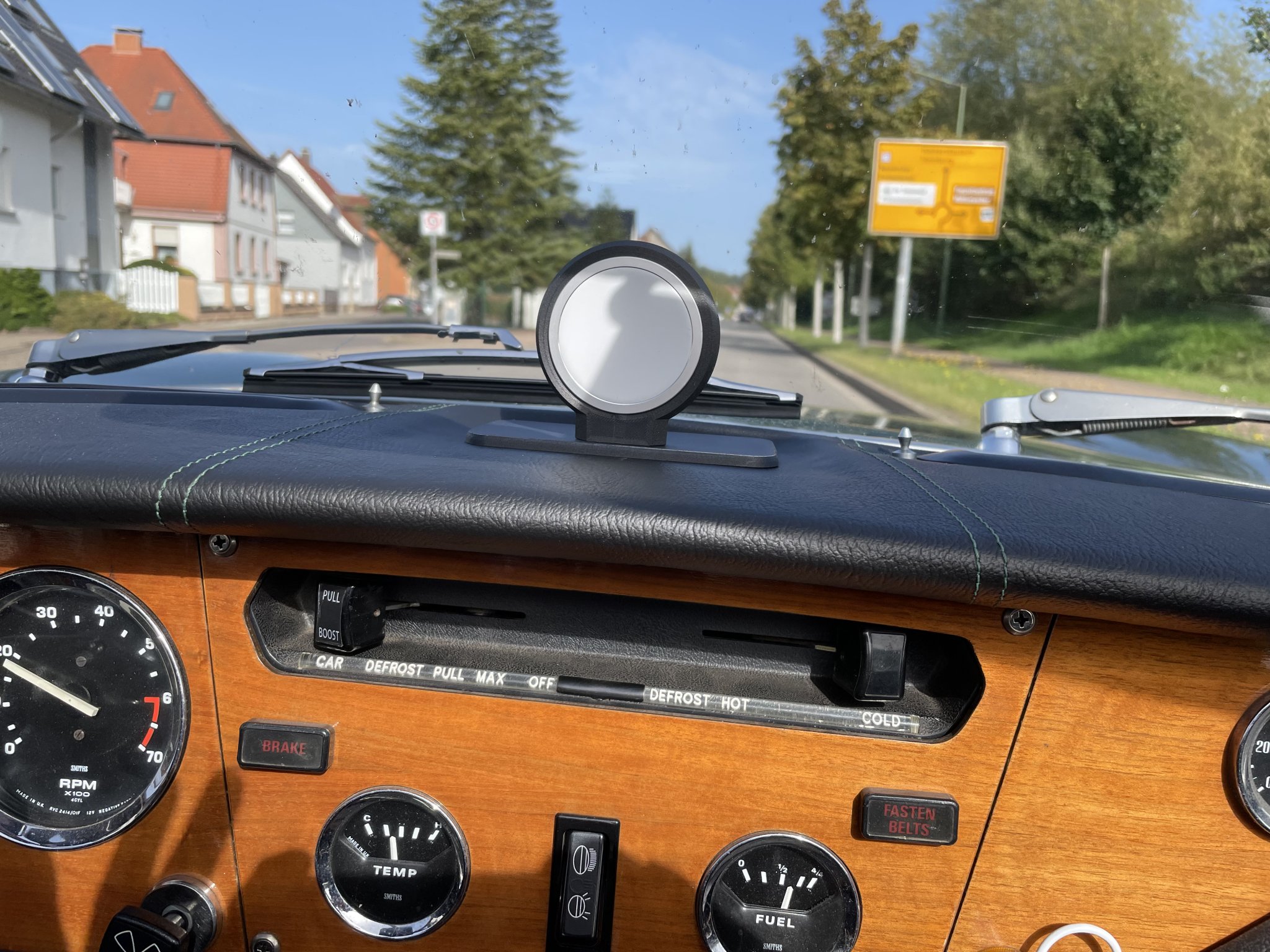 Giá đỡ Magsafe cho gạt tàn Triumph Spitfire MK4/1500