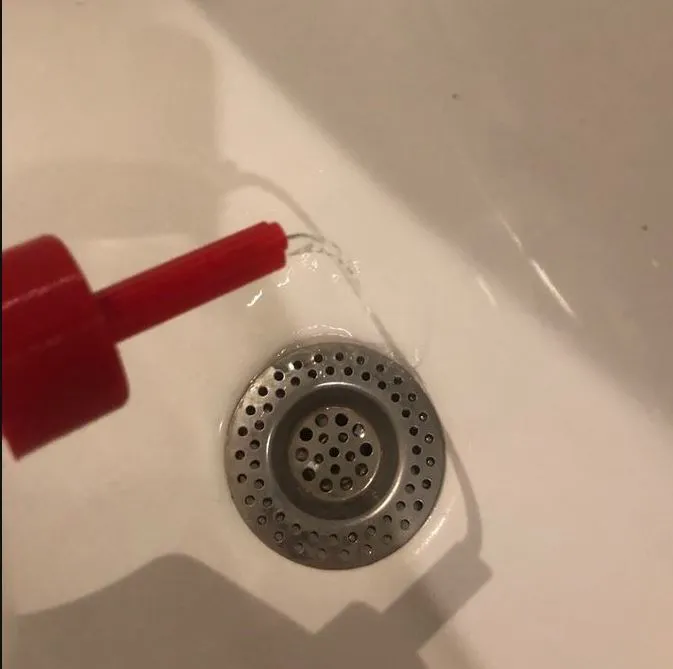 Nắp chai Octopus 25mm với vòi tiện lợi