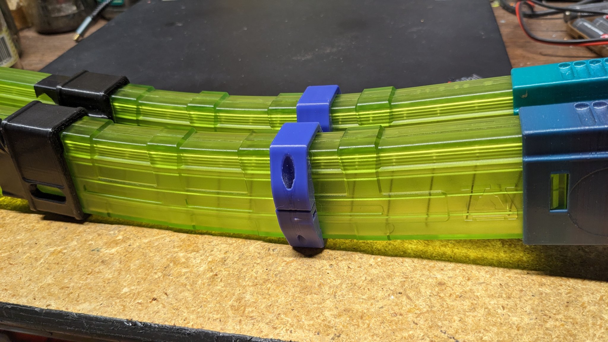 Cặp nối Talon Mag hướng giống nhau cho Tachi và Koda