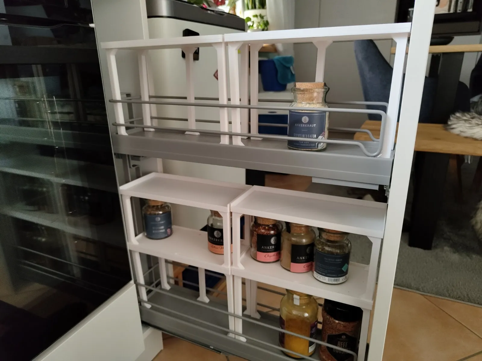 Giá đỡ gia vị cho tủ trượt rộng 10cm