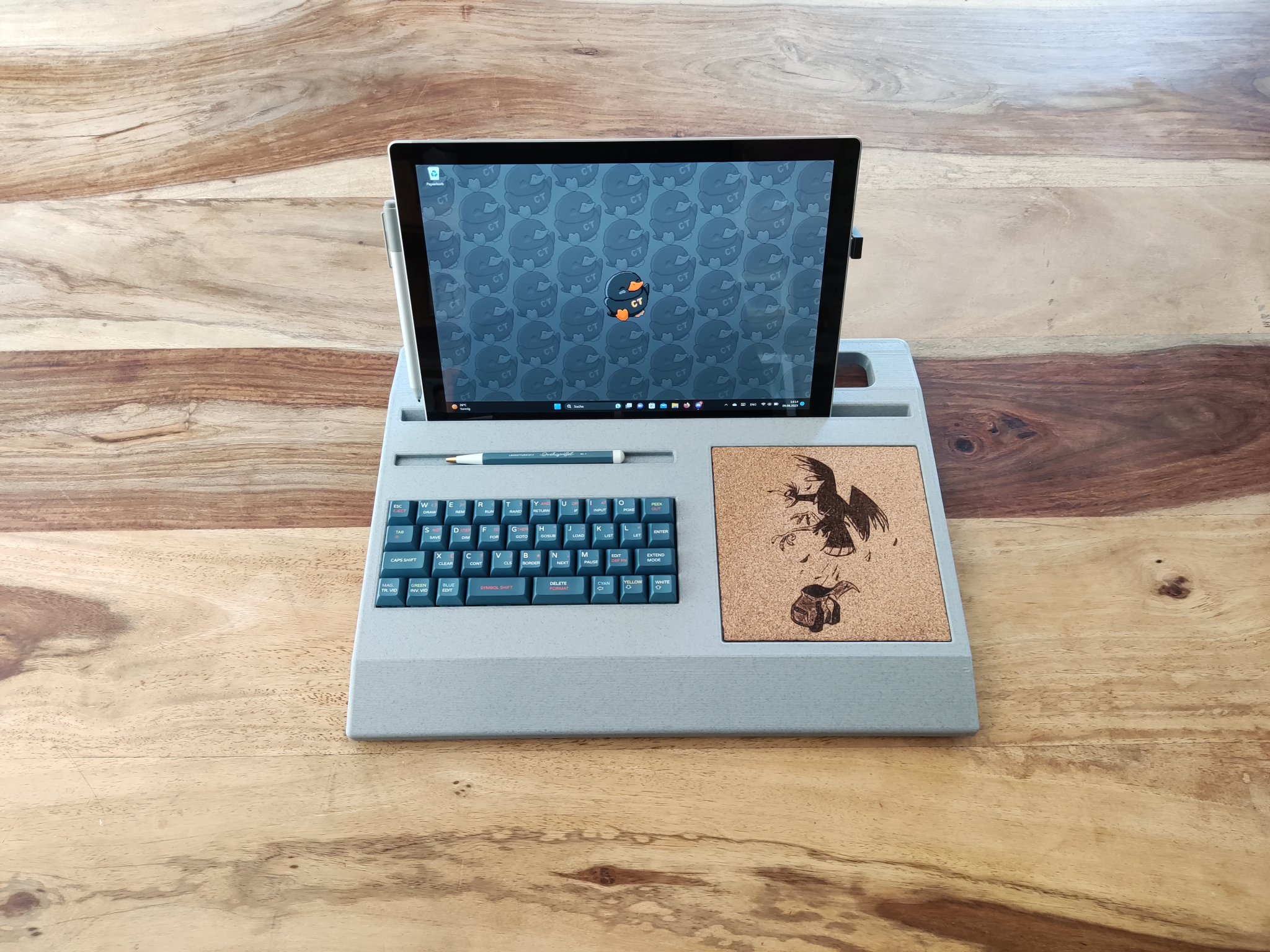 Vỏ bàn phím QAZooie tích hợp giá đỡ máy tính bảng và bàn di ...