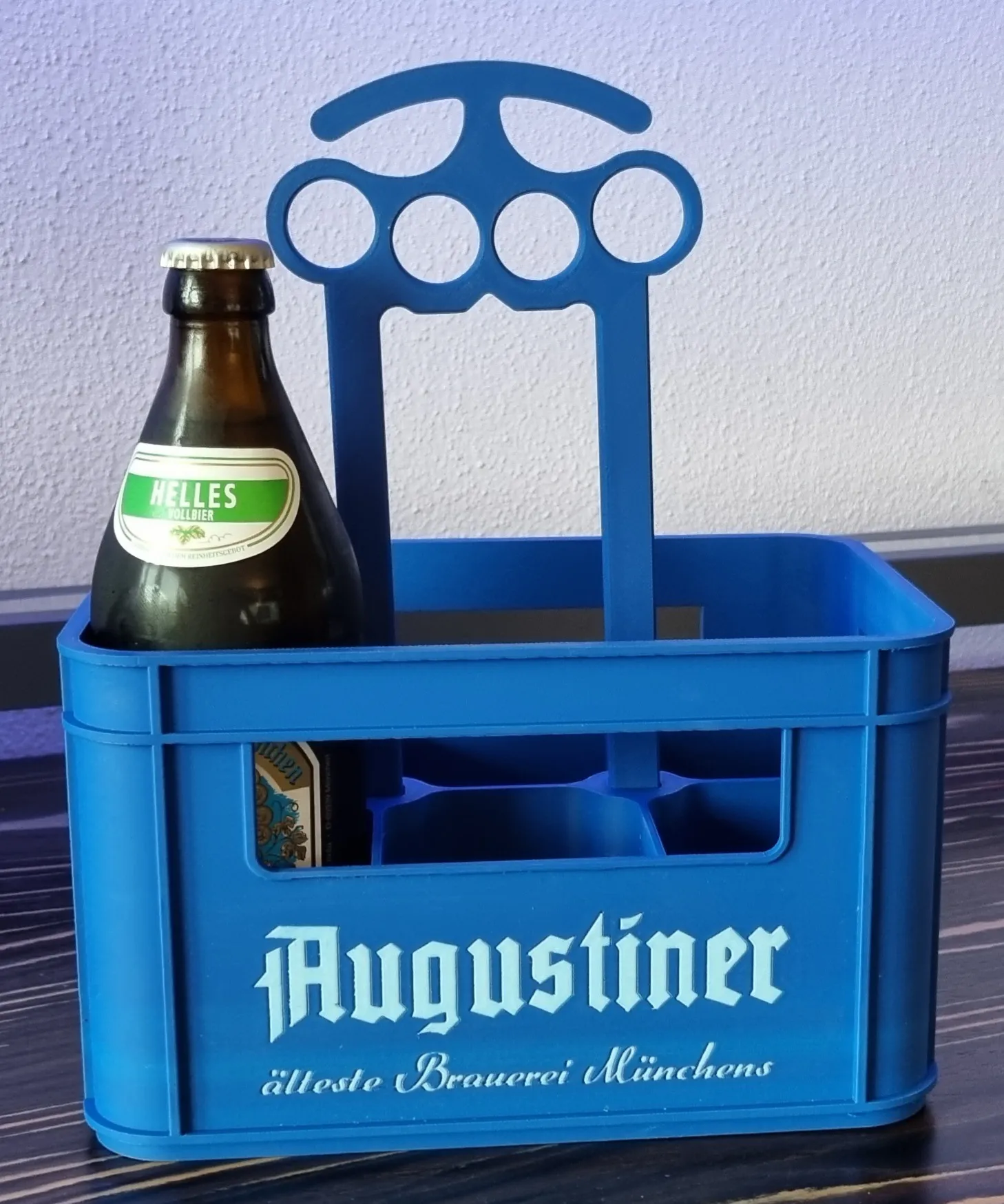 Giá đỡ bia Augustiner Bier Sixpack tiện lợi