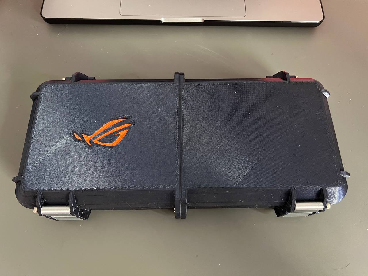 Bao da cứng cho máy chơi game Asus ROG Ally