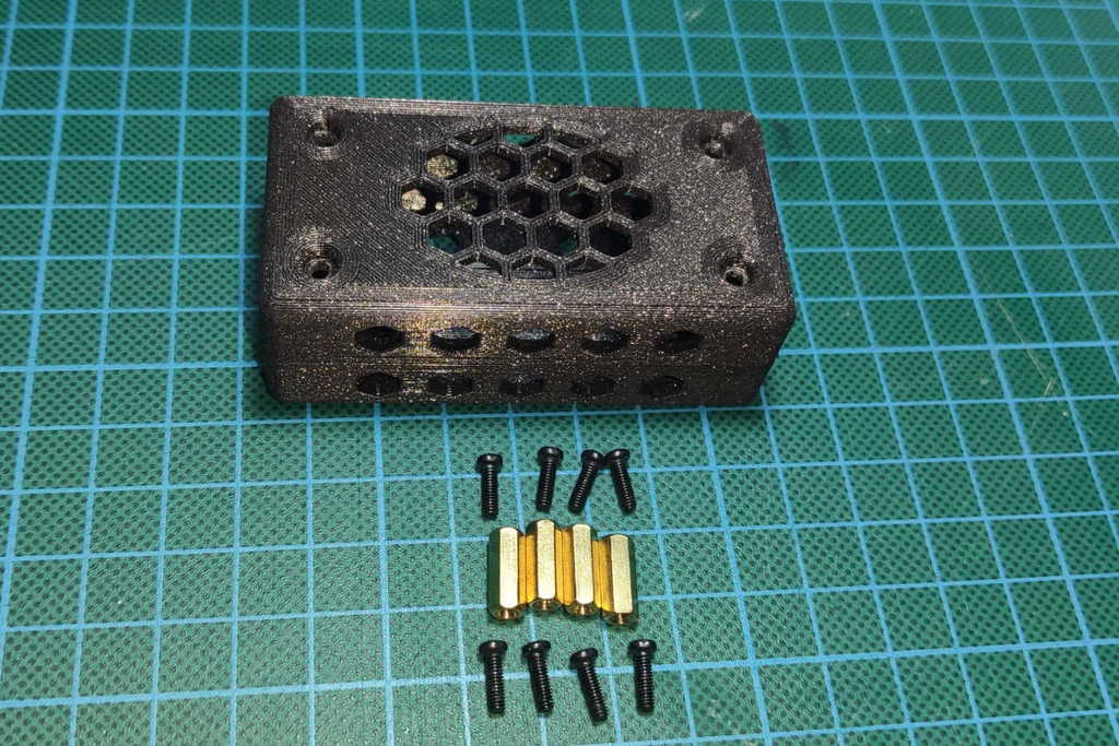 Vỏ cho PIZW2MT32 với thiết kế bo tròn và vát cạnh