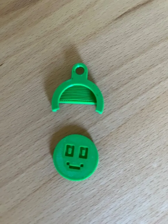 Token giỏ hàng với giá đỡ có thể tháo rời