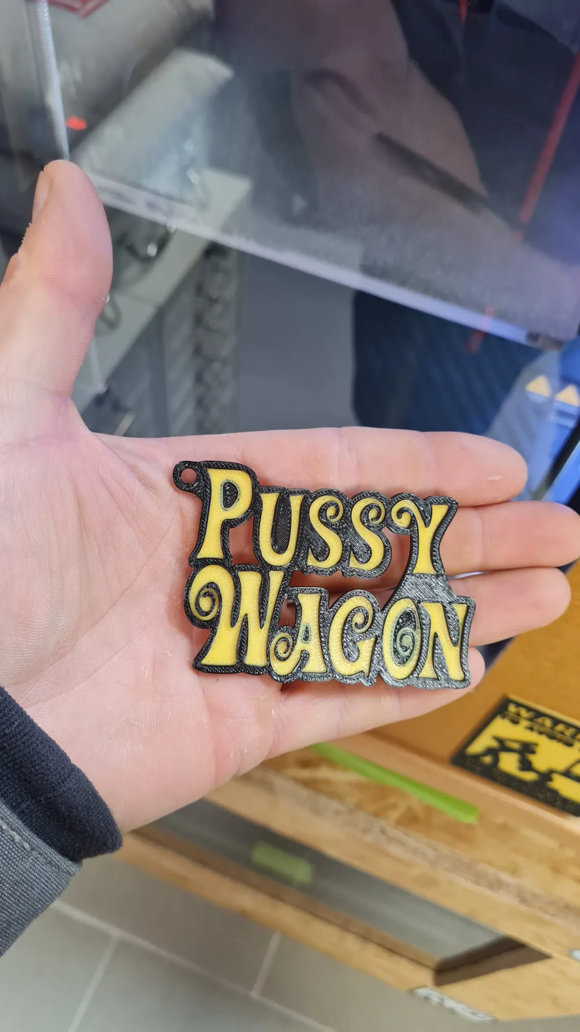 Móc khóa xe hơi Pussy từ phim Kill Bill