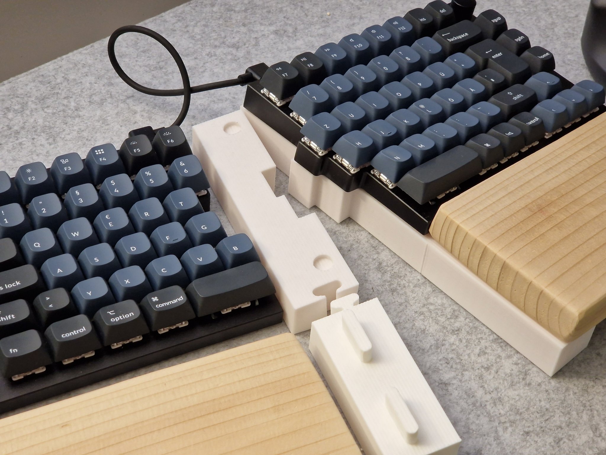 Bộ kit nâng cao Keychron Q11 với giá đỡ cổ tay gỗ