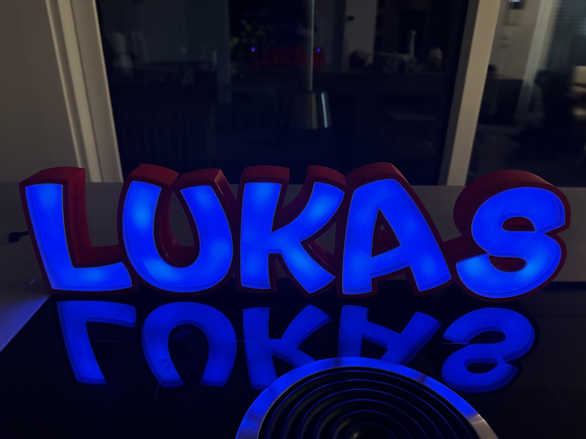 Đèn LED tên "LUKAS" in 3D cho trẻ em