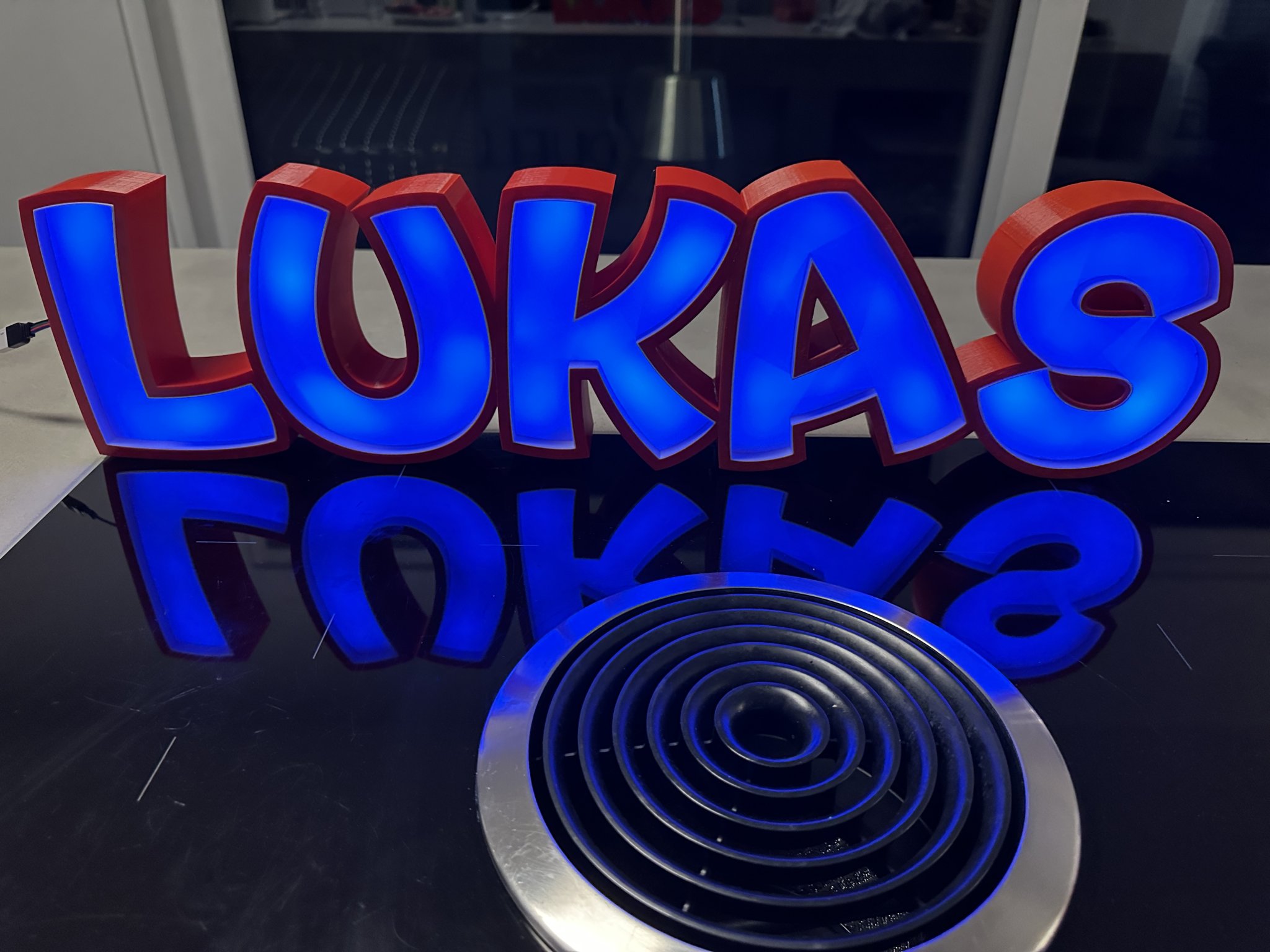 Đèn LED tên "LUKAS" in 3D cho trẻ em