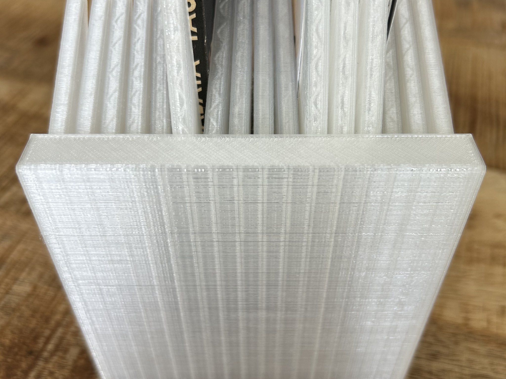 Giá đỡ sách mô-đun với chân điều chỉnh in tại chỗ