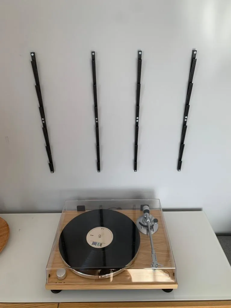 Giá đỡ vinyl cho 3 đĩa nhạc vinyl