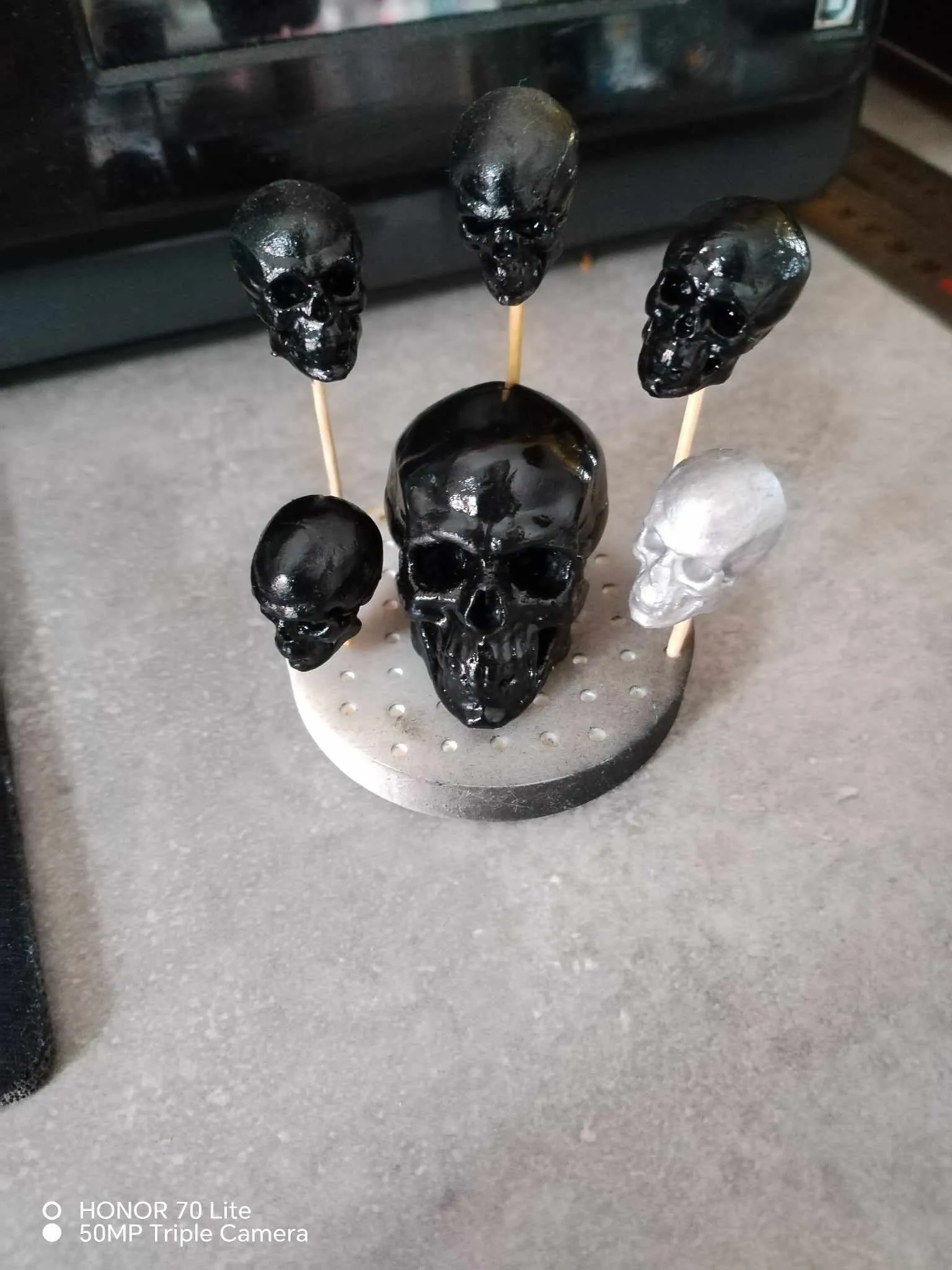 Đế sấy cho in 3D resin và trình bày mẫu vật