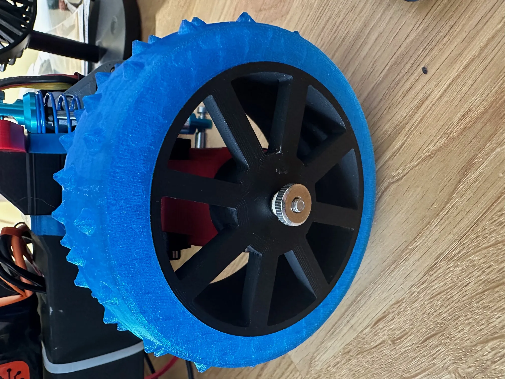 Bộ bánh xe và lốp cho xe điều khiển Tarmo5